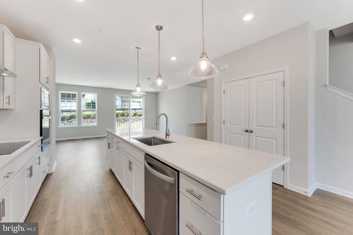 26470 SIR JAMIE TERRACE