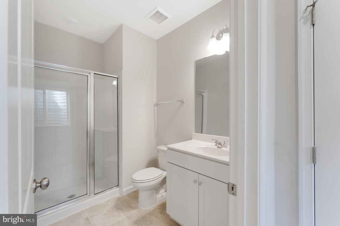 DAMASCUS VILLAGE - Residential