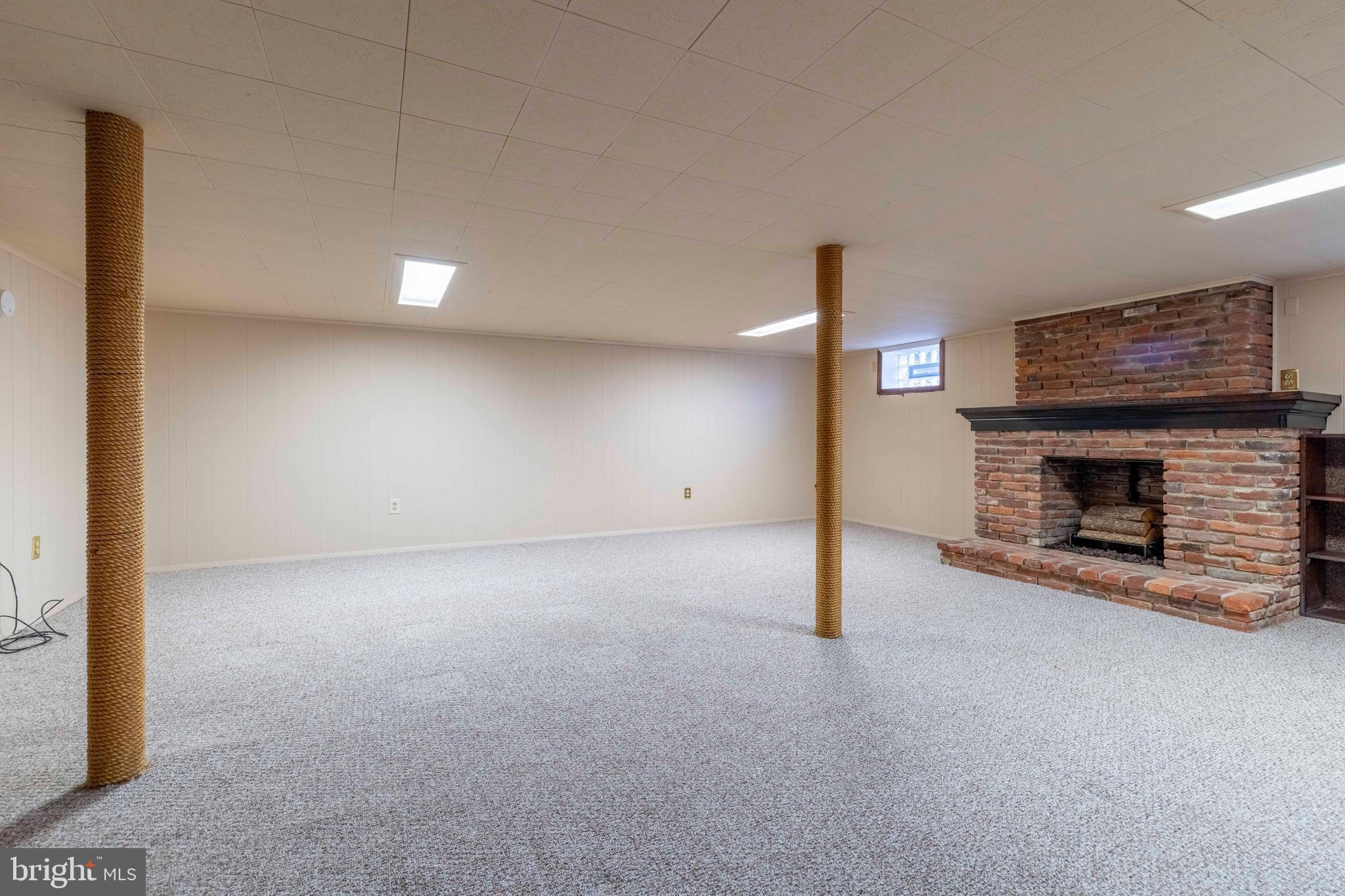 WILLOW FARMS - Residential