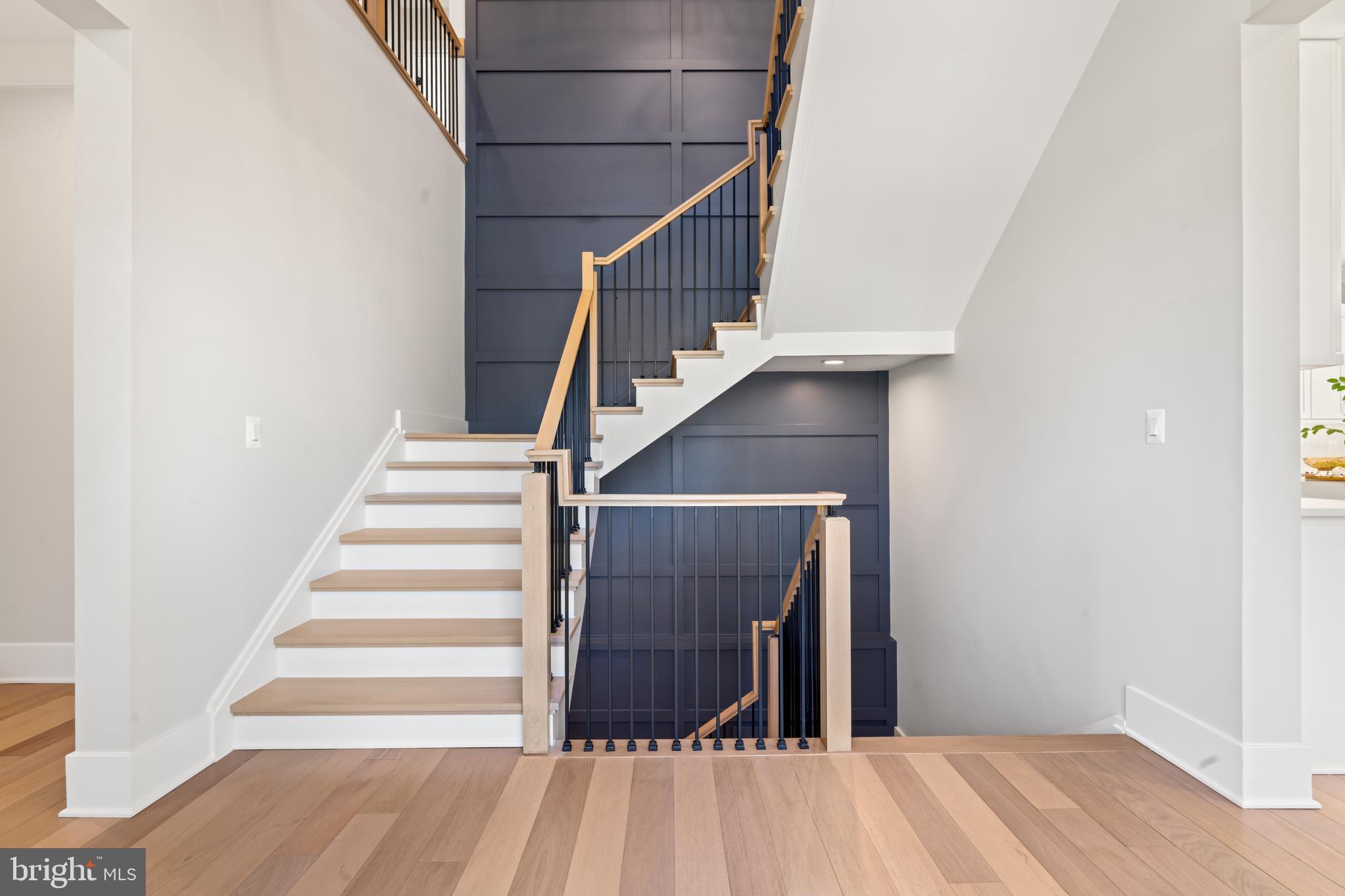 500 MALCOLM ROAD NW