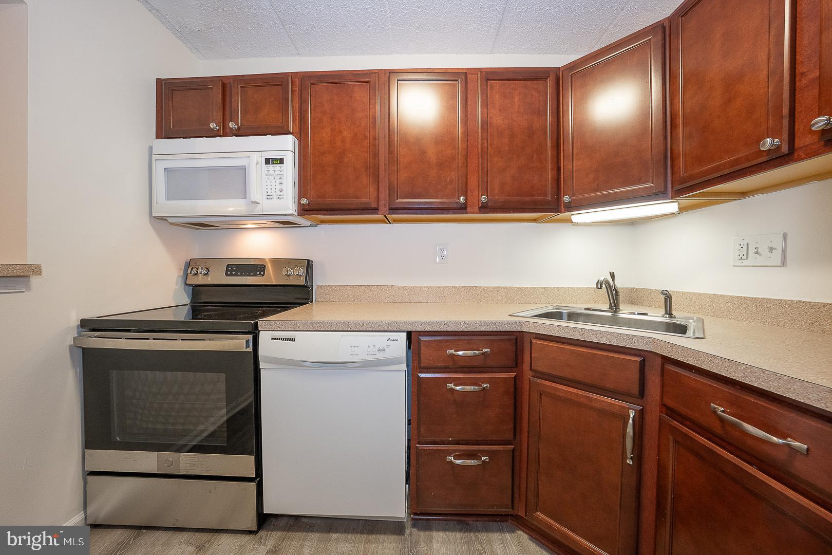 CHESTERBROOK - Residential