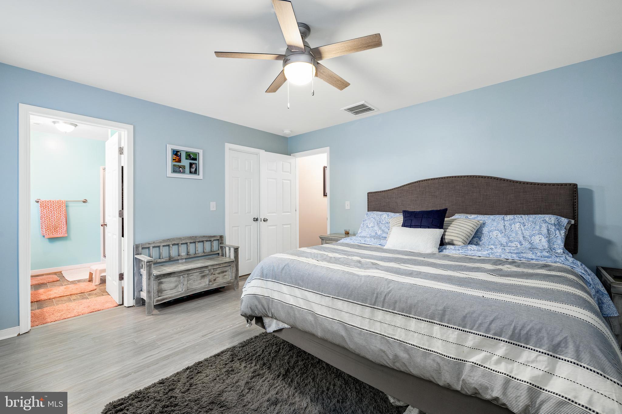 CABIN POINT / GLEBE HARBOR - Residential