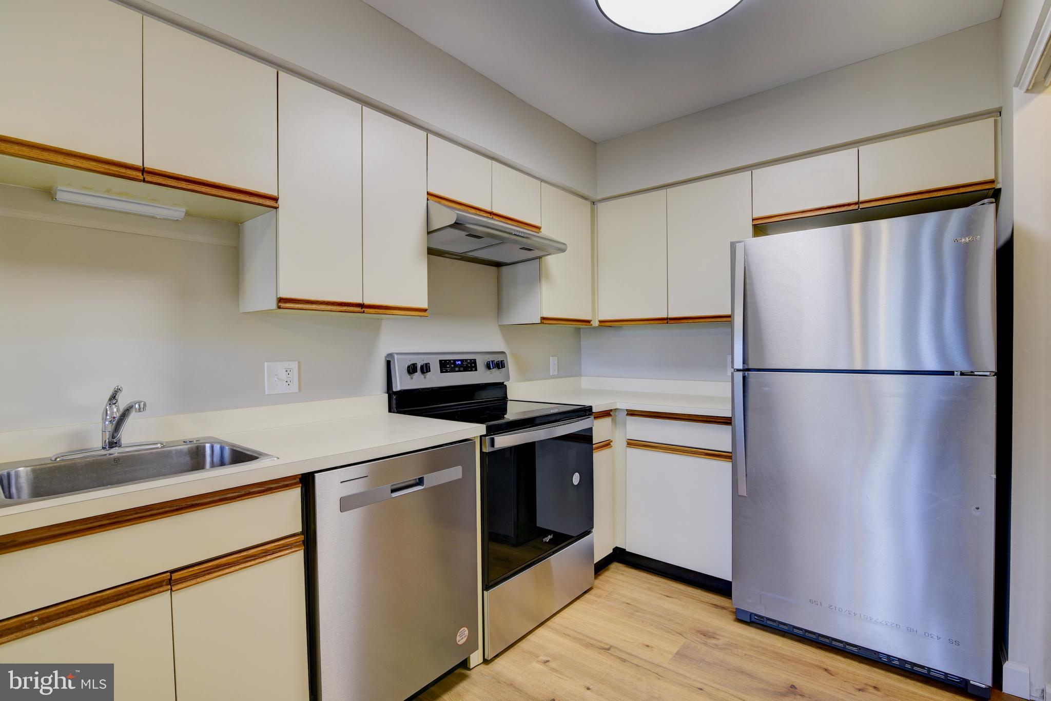 NANTUCKET AT RESTON - Residential