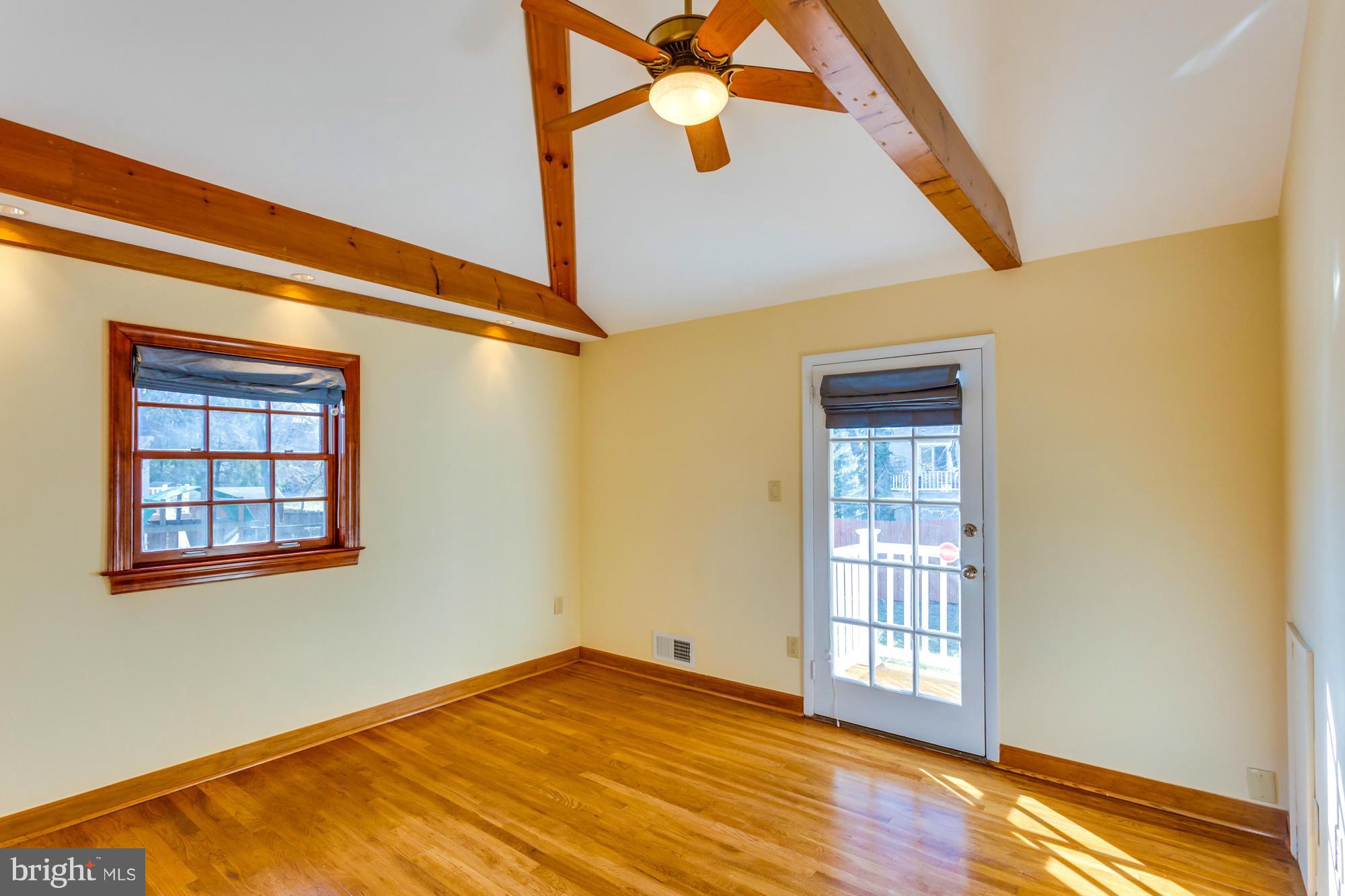 COLLINGWOOD SPRINGS - Residential