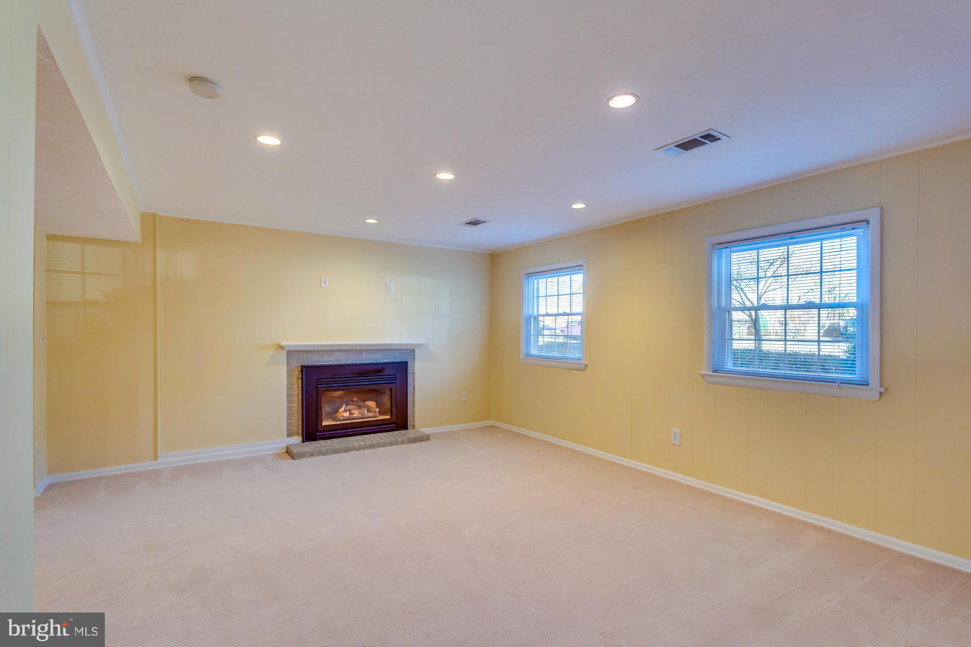 COLLINGWOOD SPRINGS - Residential