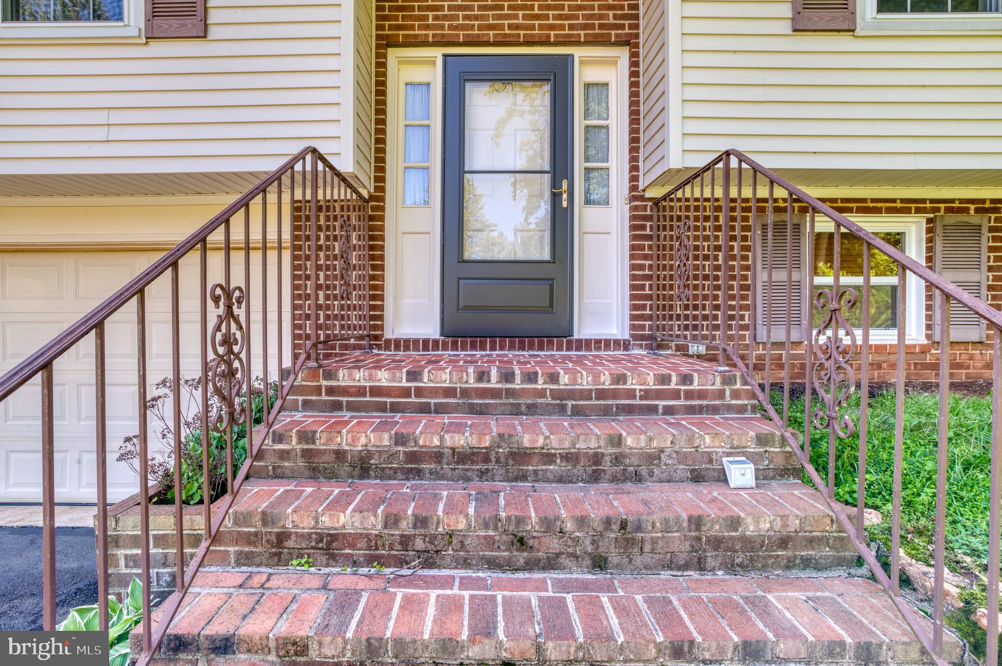 7077 WESTMORELAND DRIVE