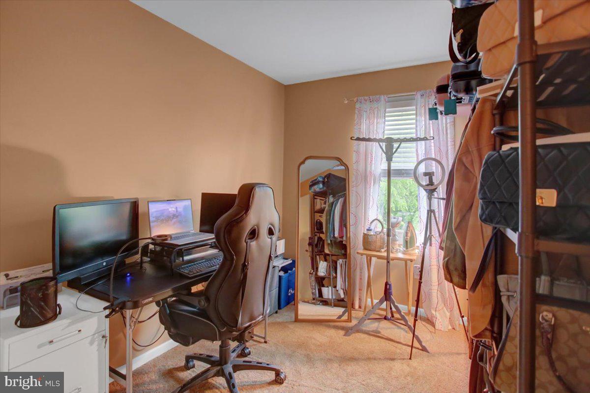 PHEASANT RUN - Residential