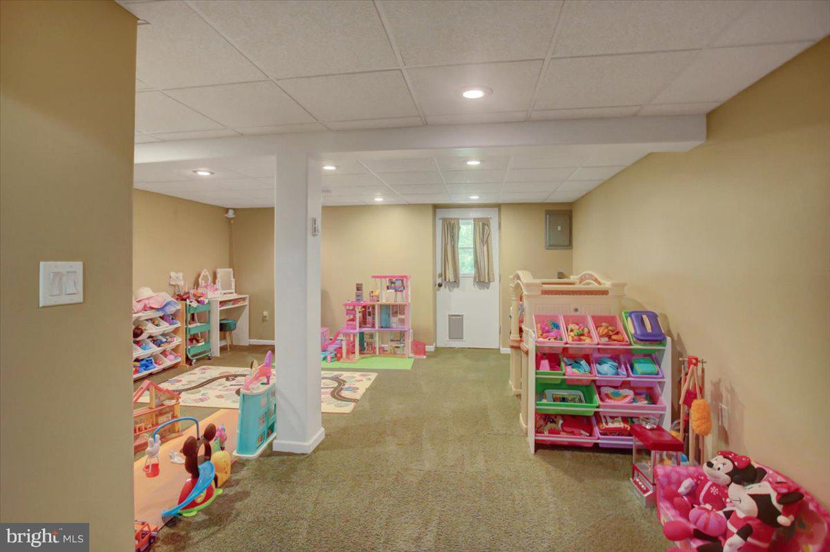 PHEASANT RUN - Residential