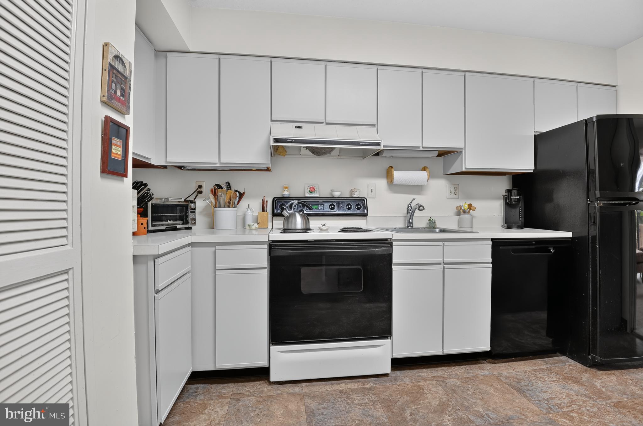 1808 OLD MEADOW ROAD 509