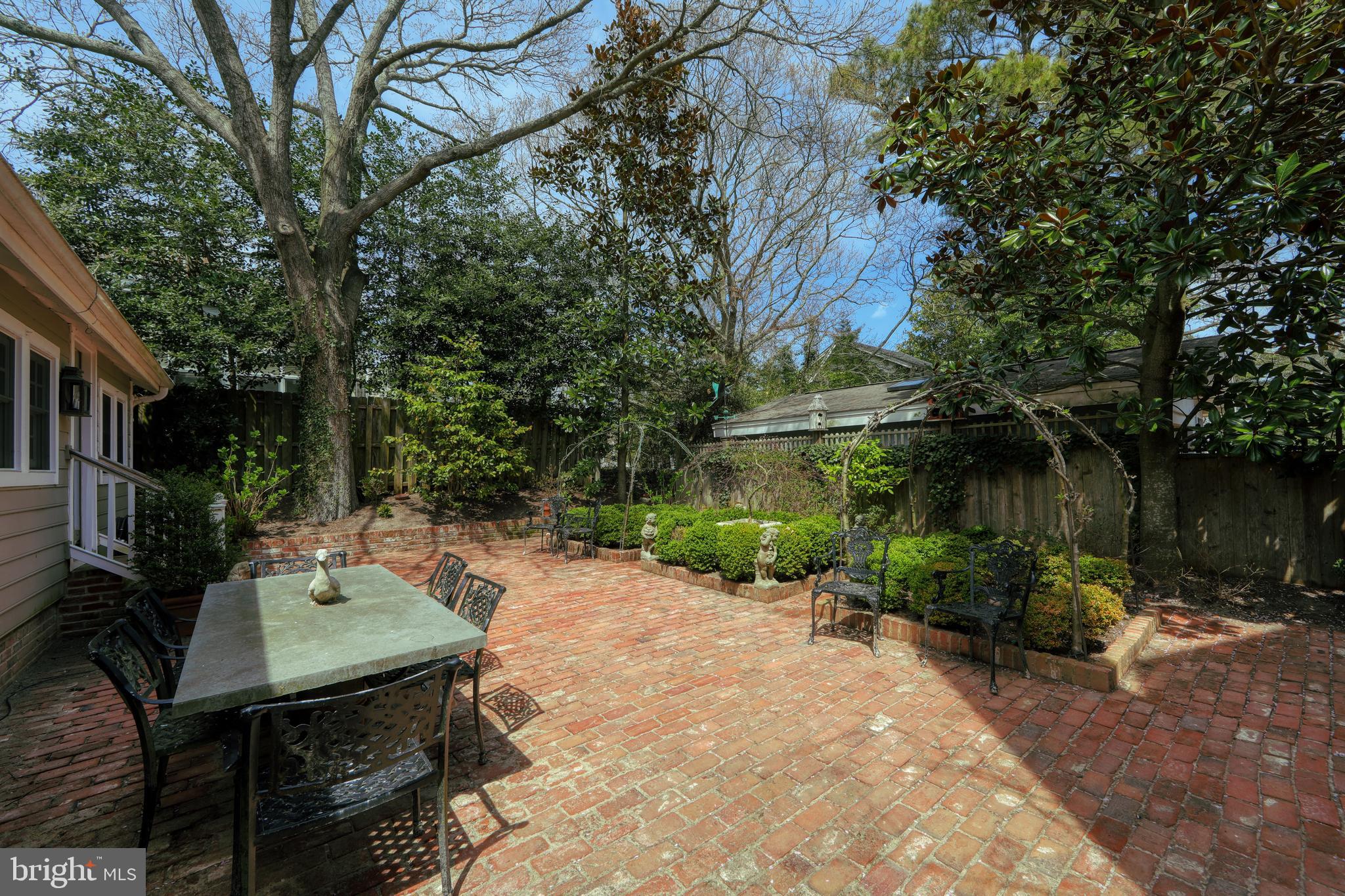 NORTH REHOBOTH - Residential