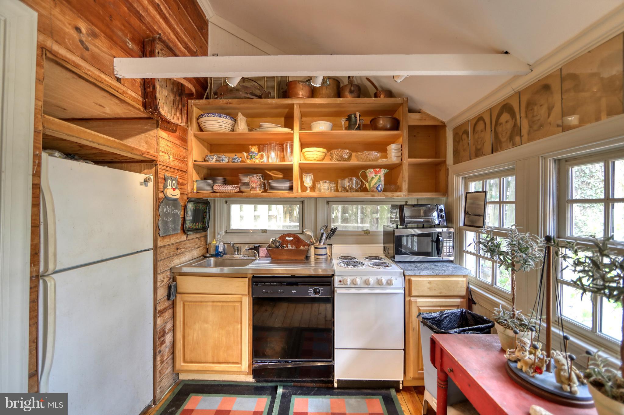 NORTH REHOBOTH - Residential