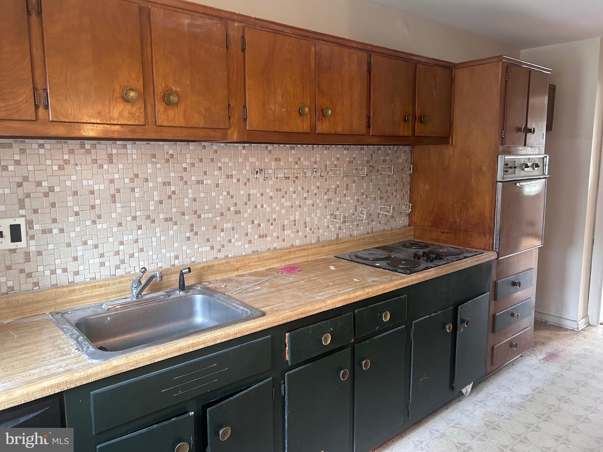 KINGS RIDGE - Residential