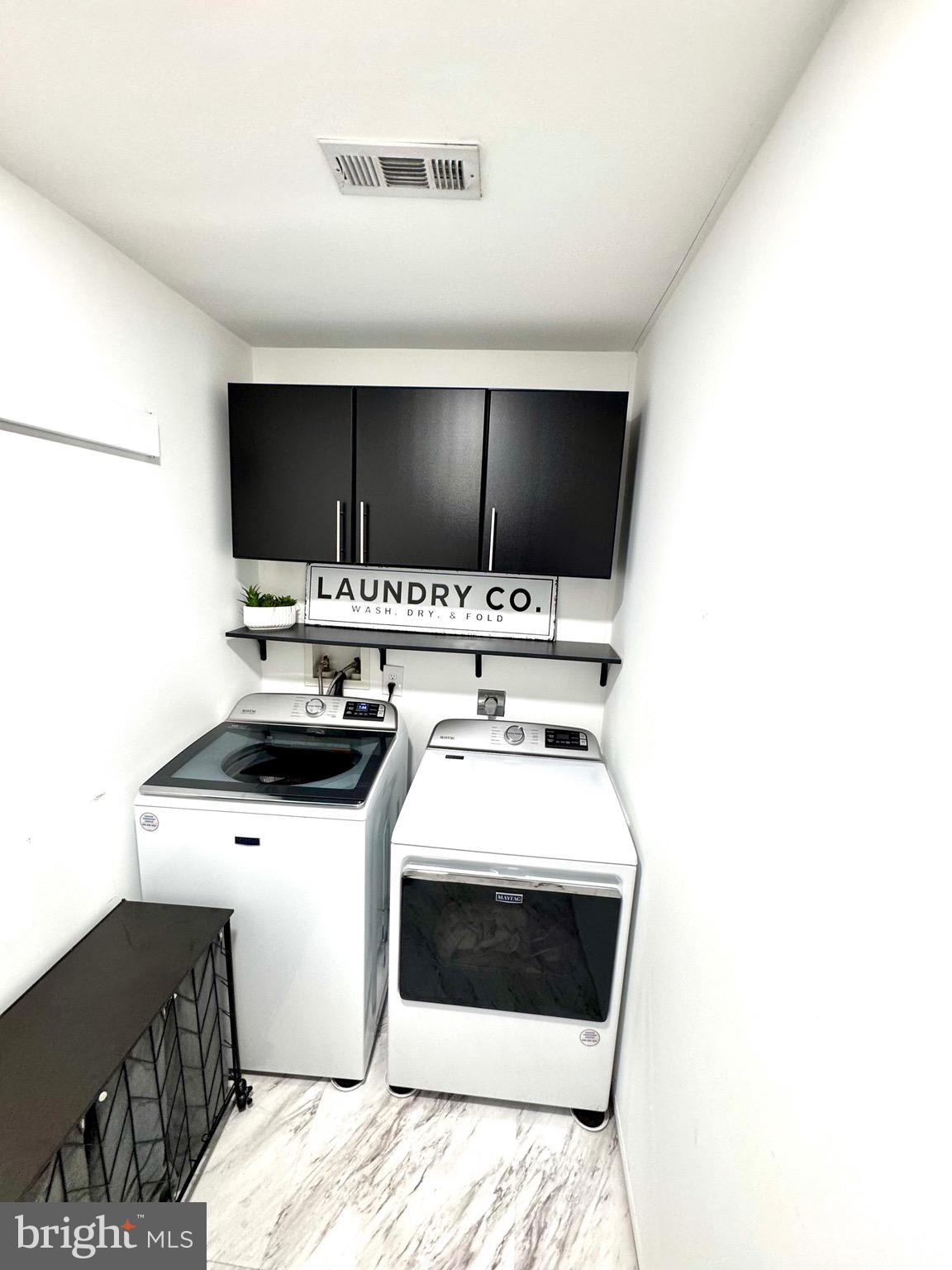 ANGOLA BY THE BAY - Residential