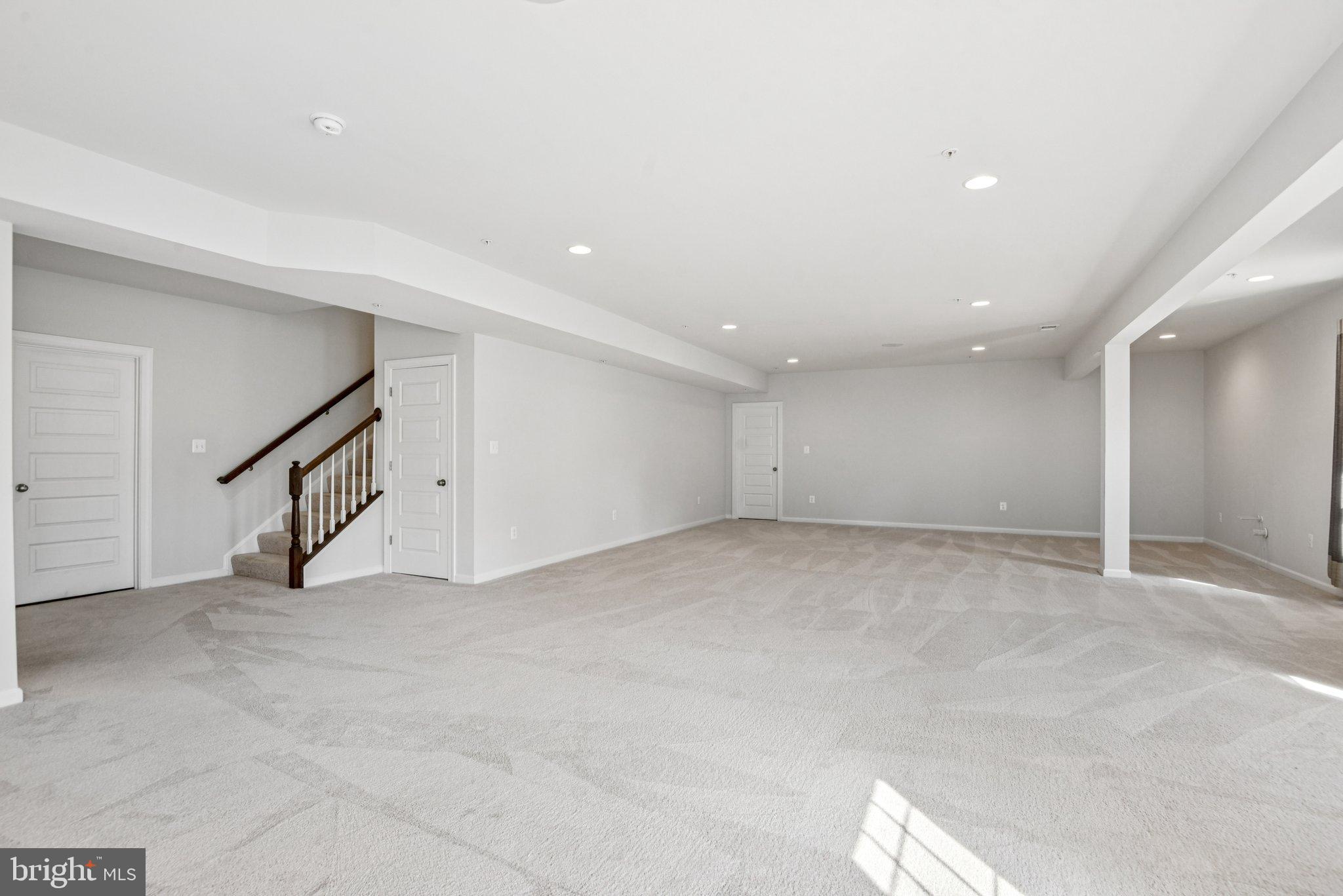 VILLAGES OF SAVANNAH - Residential