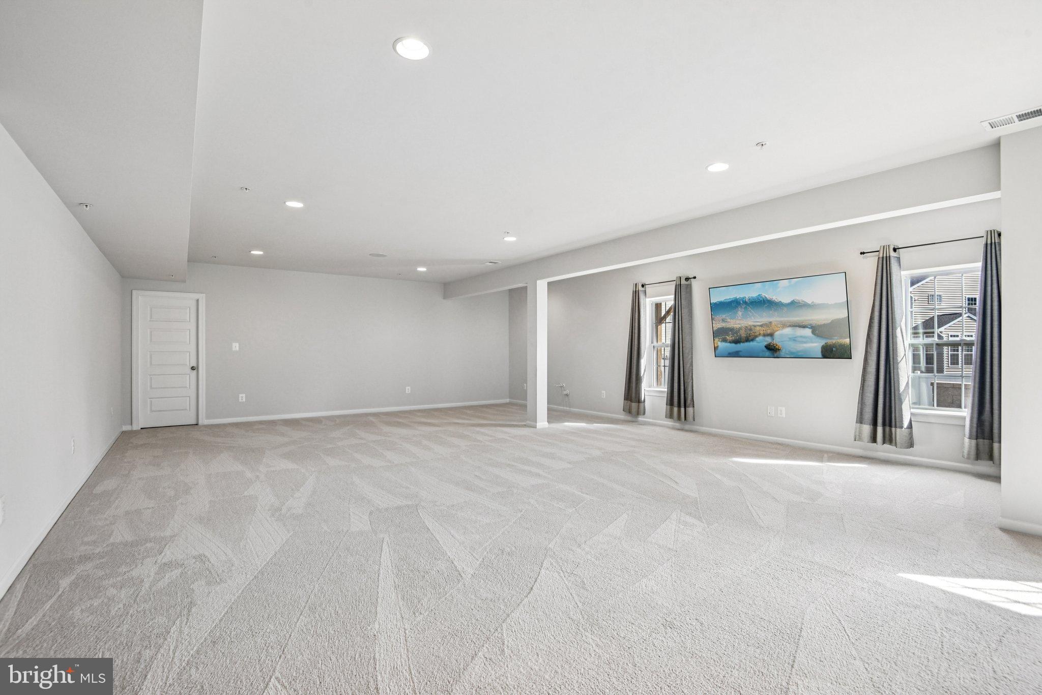 VILLAGES OF SAVANNAH - Residential