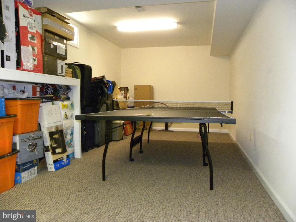 TRUE LANE PROPERTY - Residential Lease