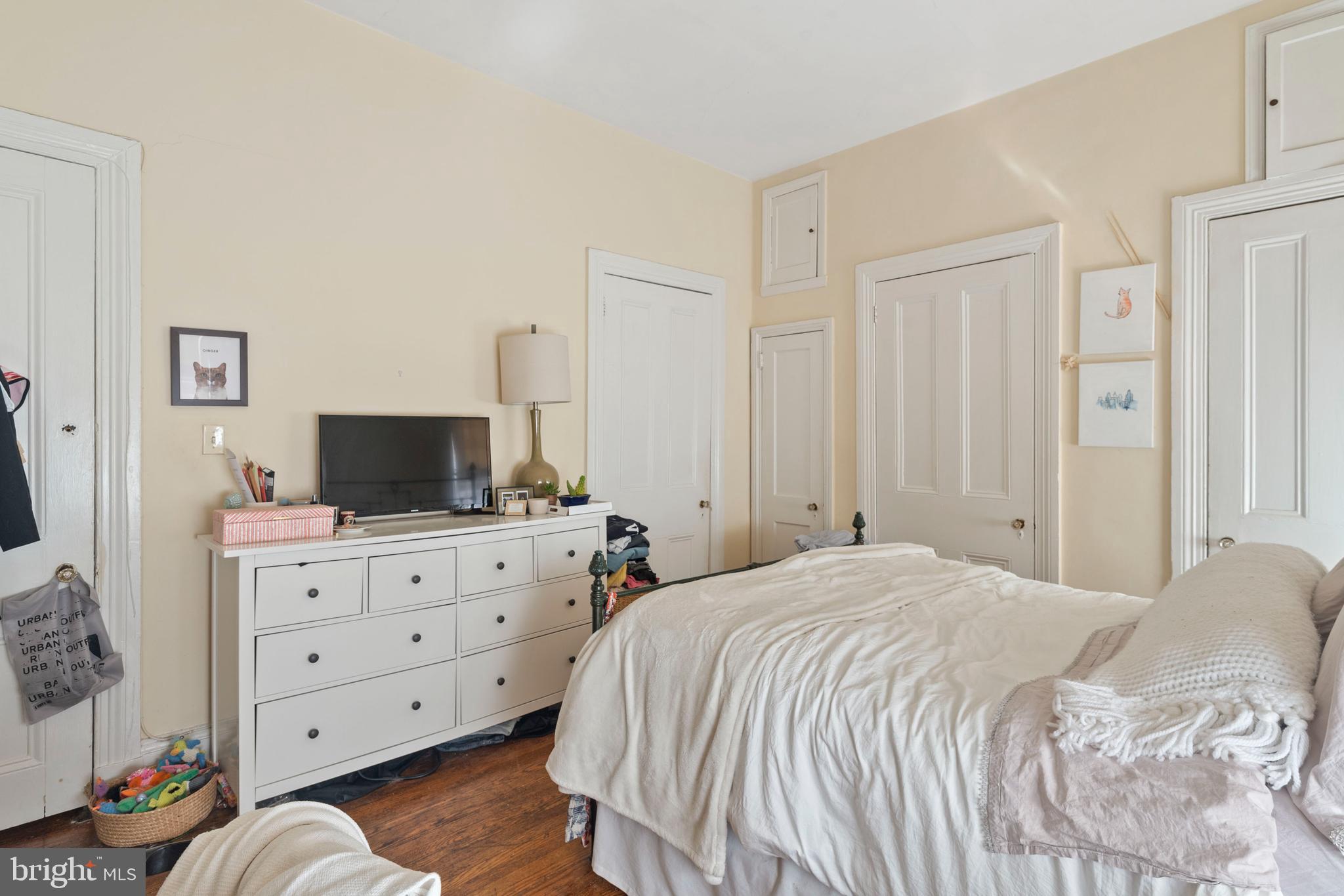 RITTENHOUSE SQUARE - Residential Lease