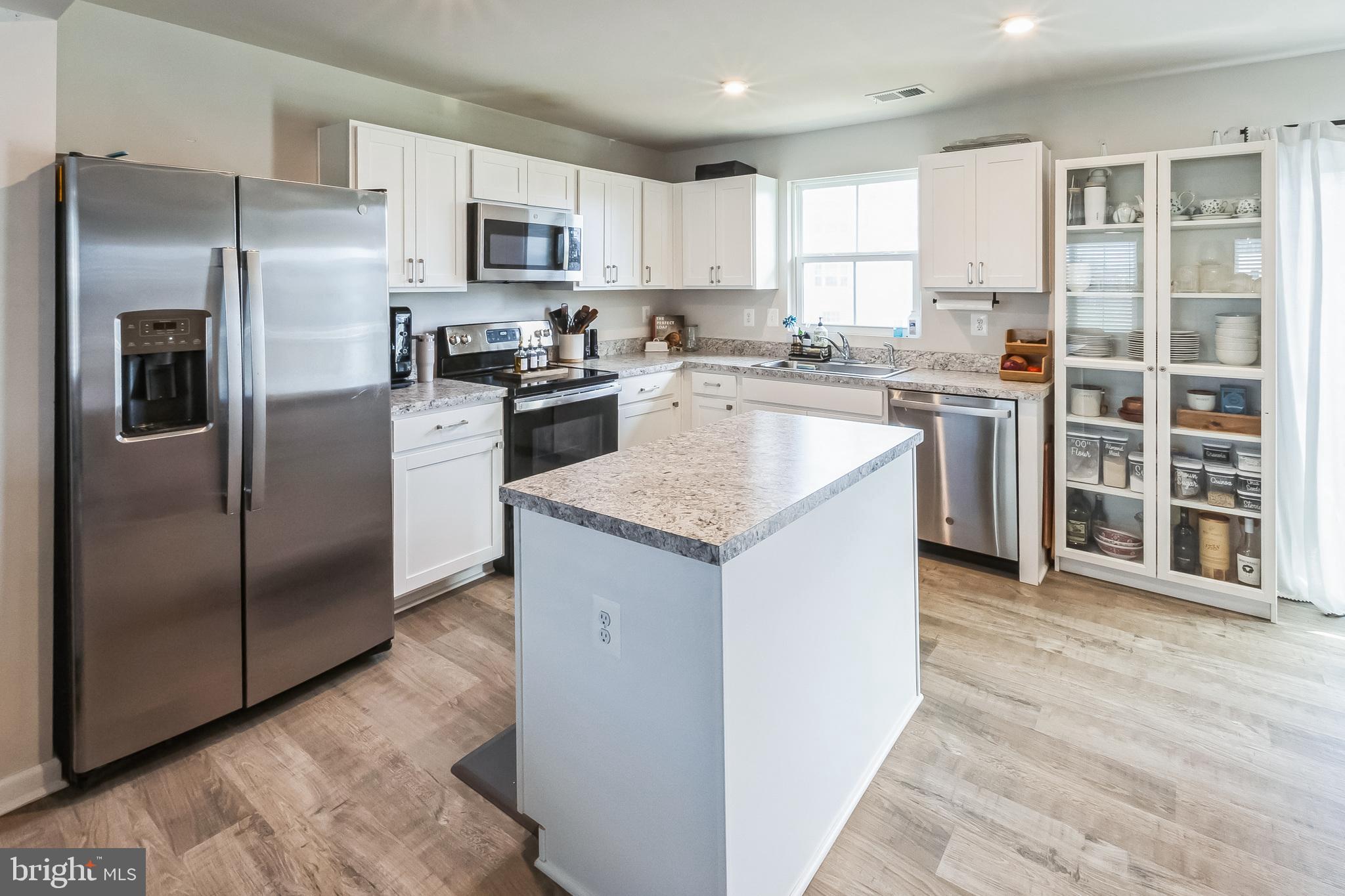 HYETTS CROSSING - Residential