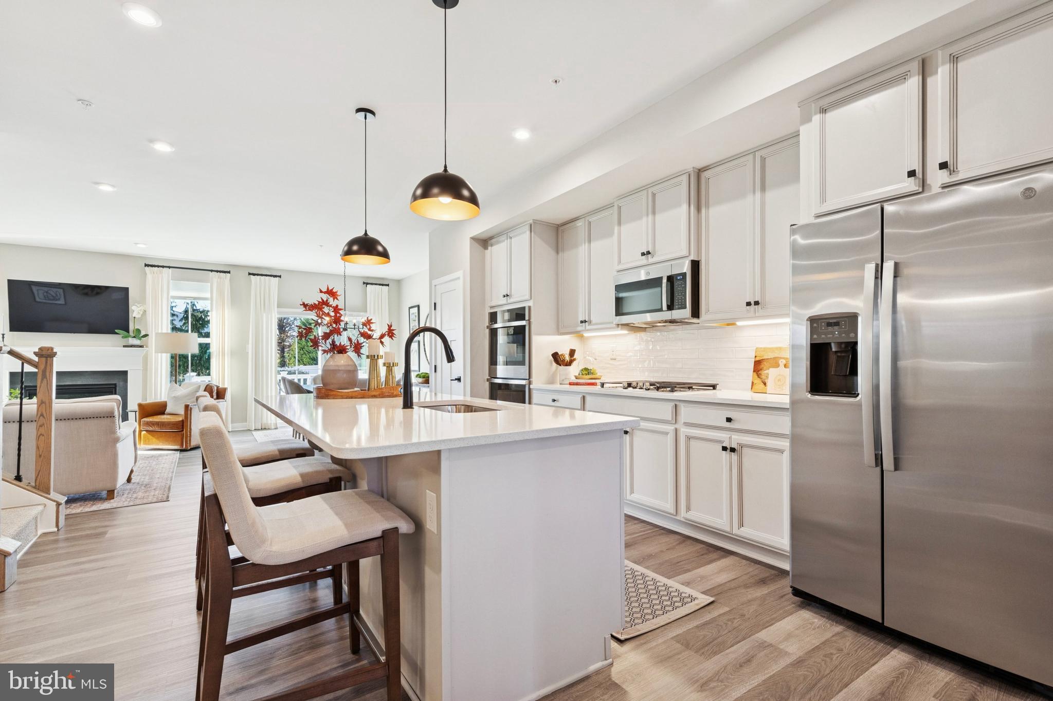 BRADBURY POINT - Residential