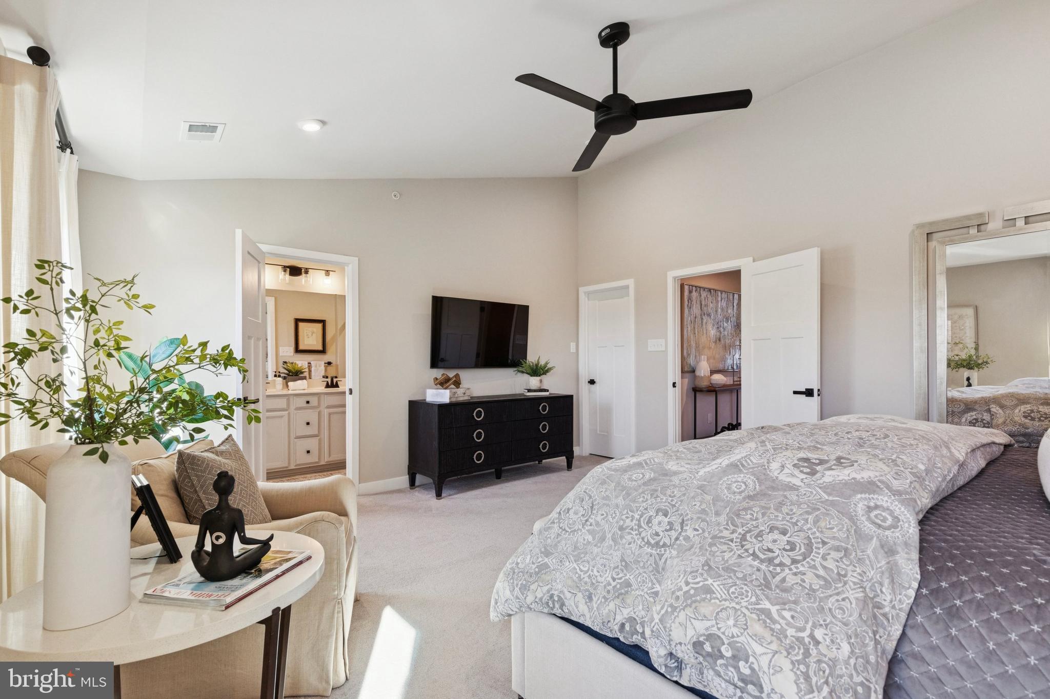 BRADBURY POINT - Residential