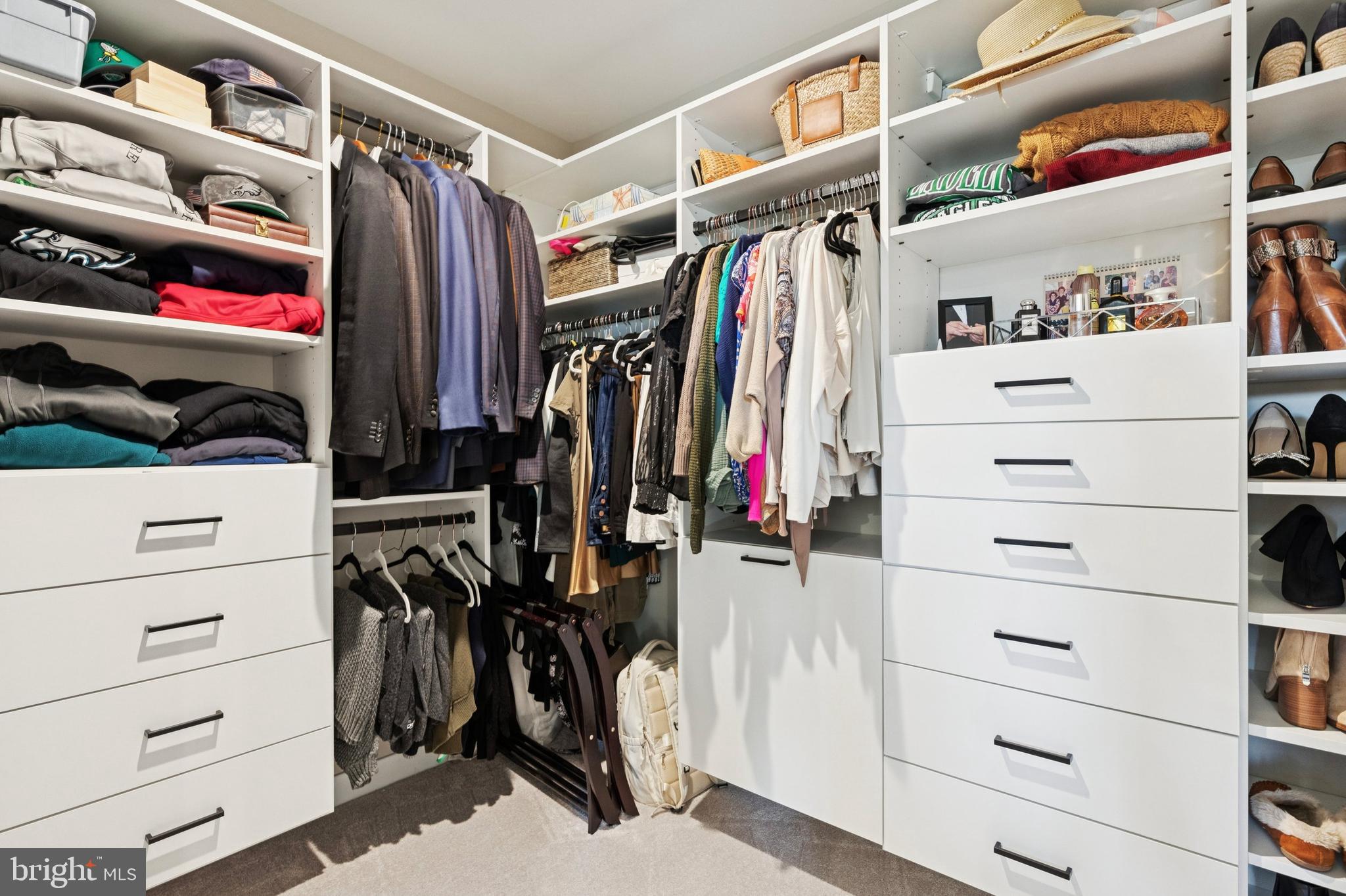 BRADBURY POINT - Residential