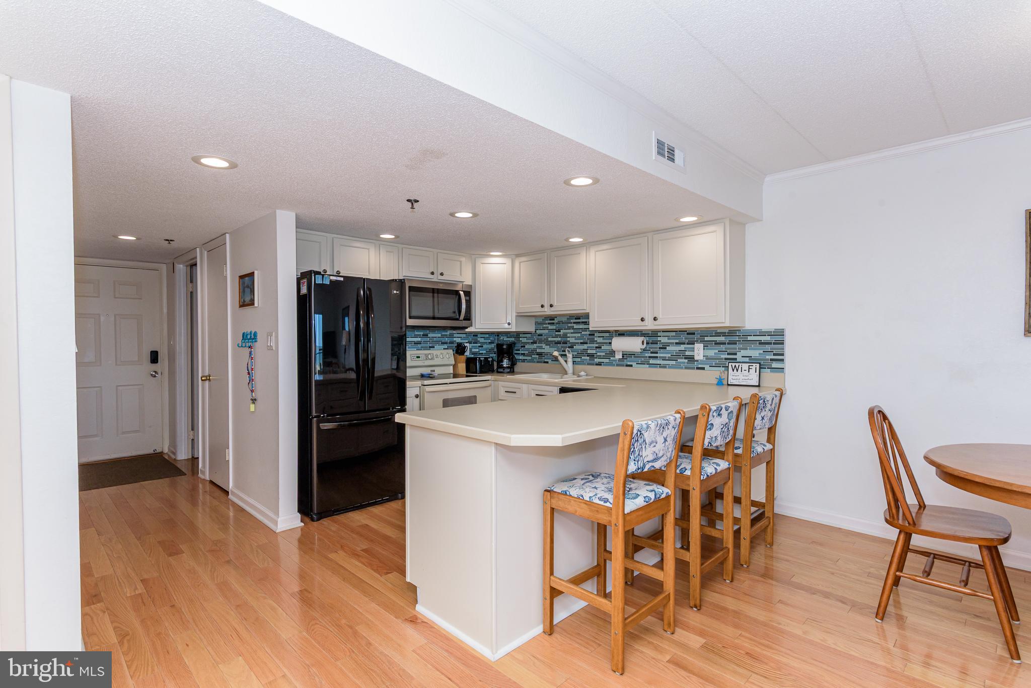 5 77TH STREET 102