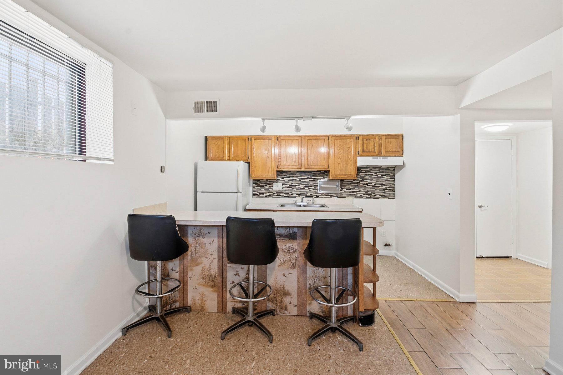 HIGH RIDGE PARK - Residential