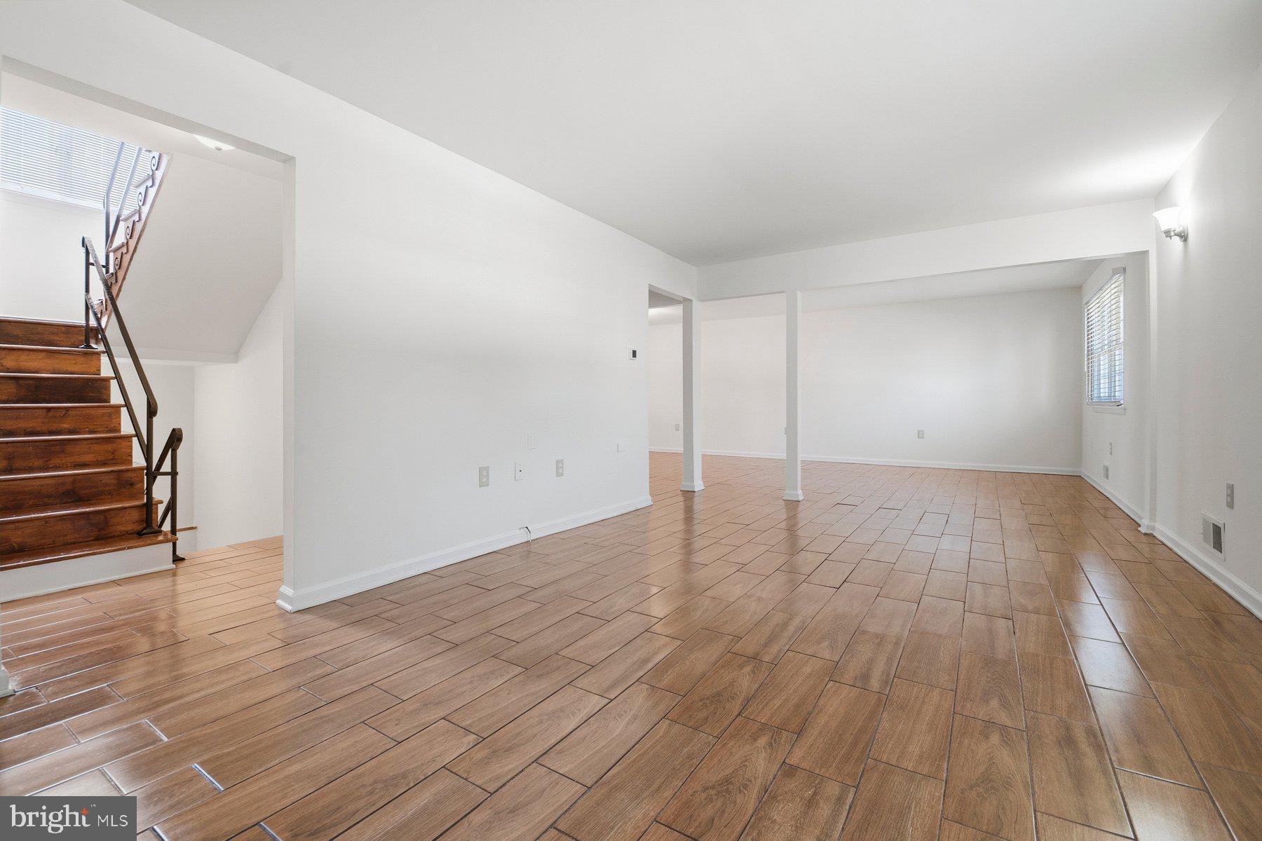 HIGH RIDGE PARK - Residential