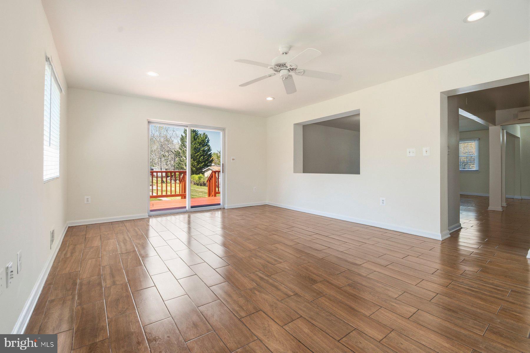 HIGH RIDGE PARK - Residential