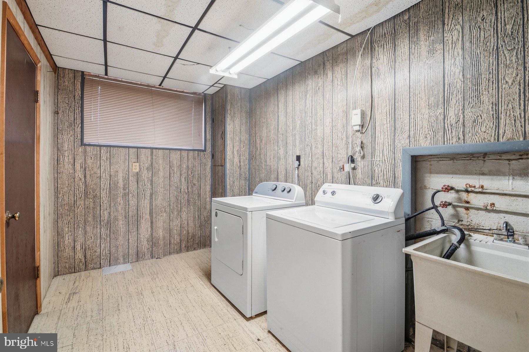 HIGH RIDGE PARK - Residential