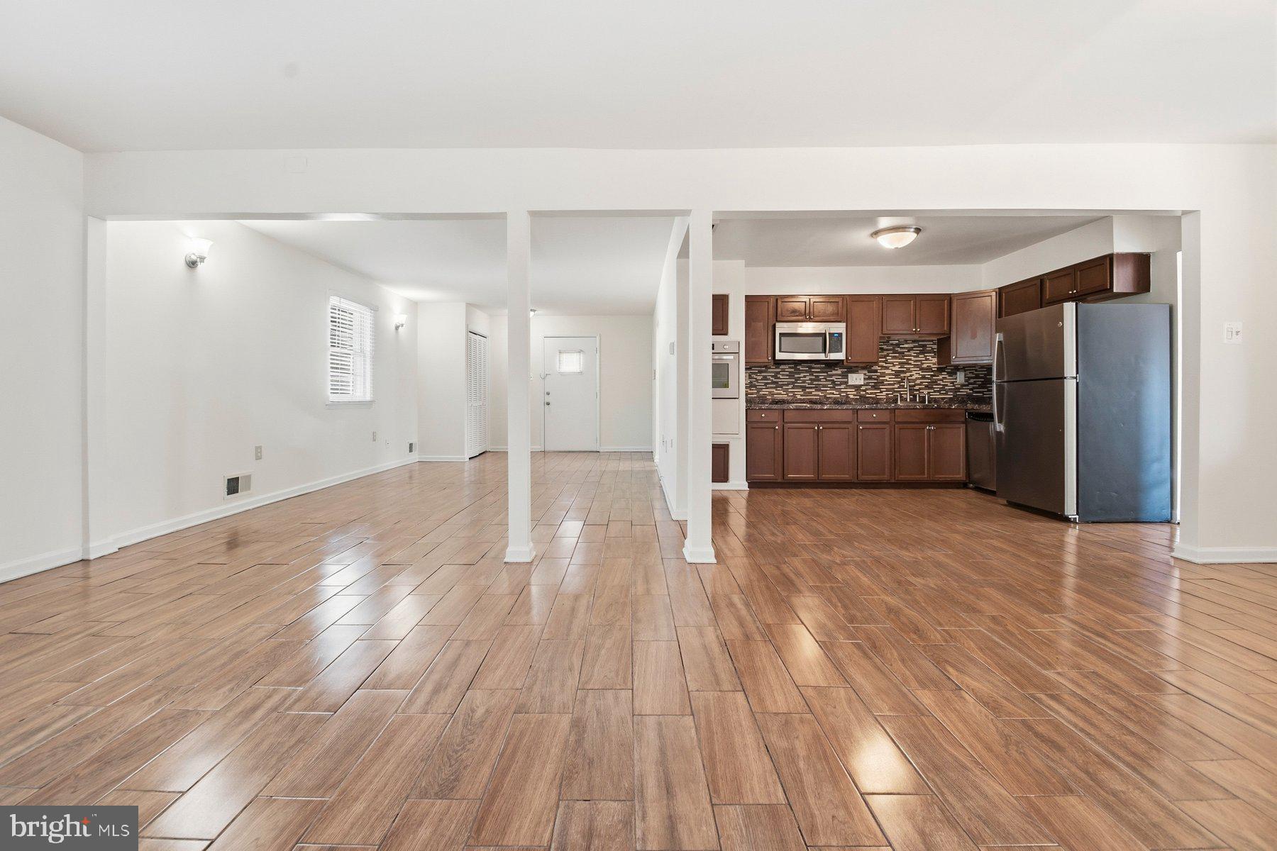 HIGH RIDGE PARK - Residential