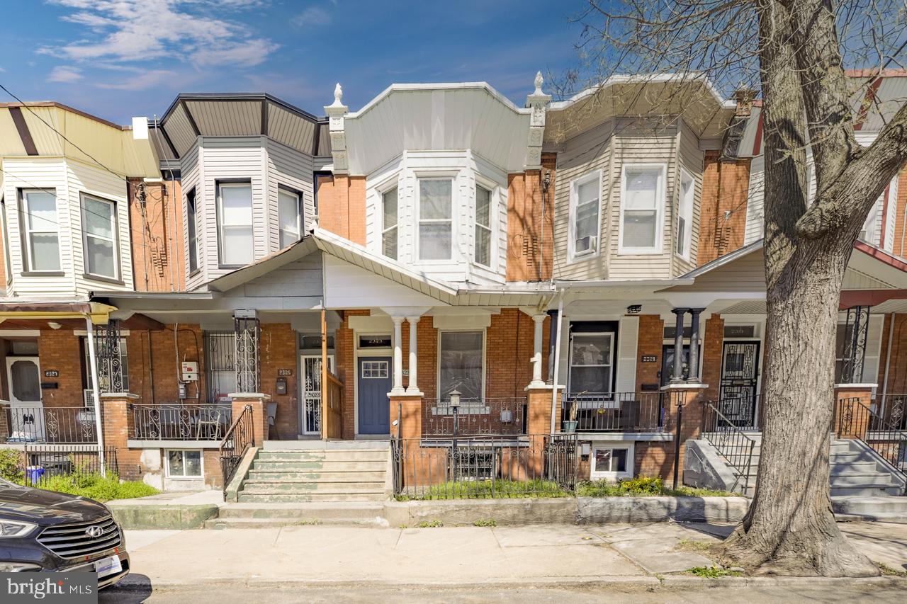 STRAWBERRY MANSION - Residential