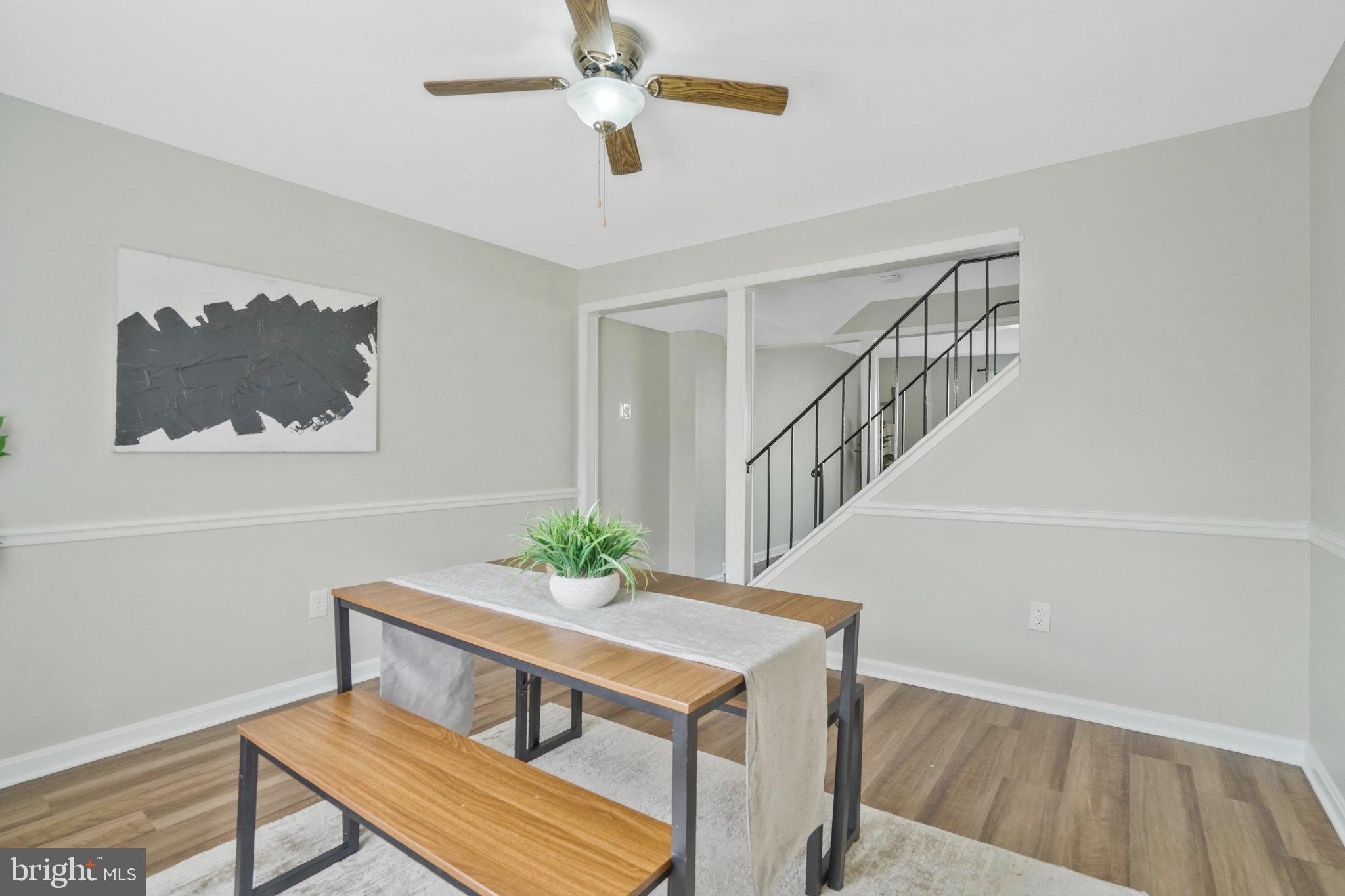 PINEWOOD LAKE - Residential