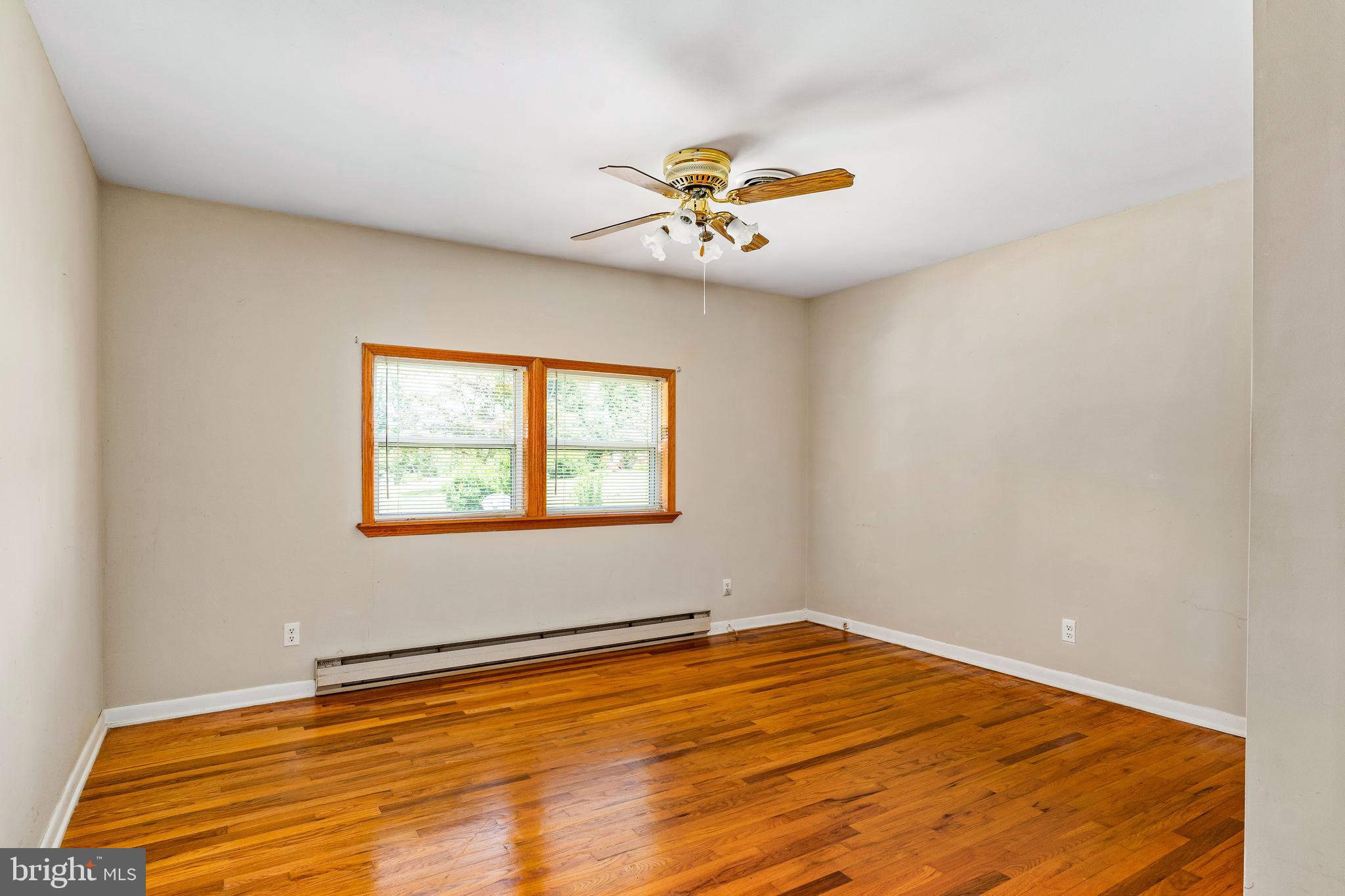WOODLYN HEIGHTS - Residential