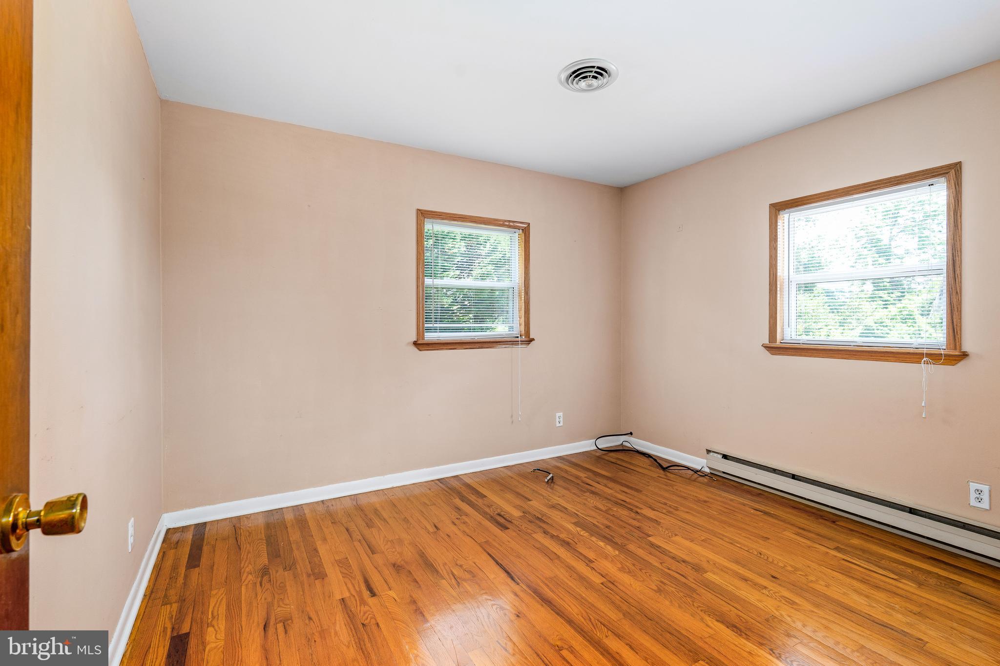 WOODLYN HEIGHTS - Residential