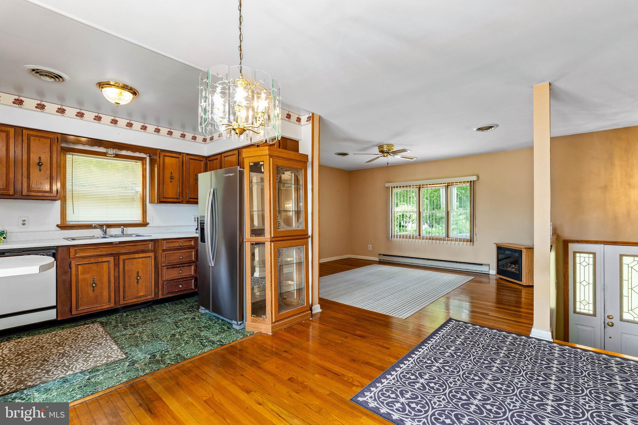 WOODLYN HEIGHTS - Residential