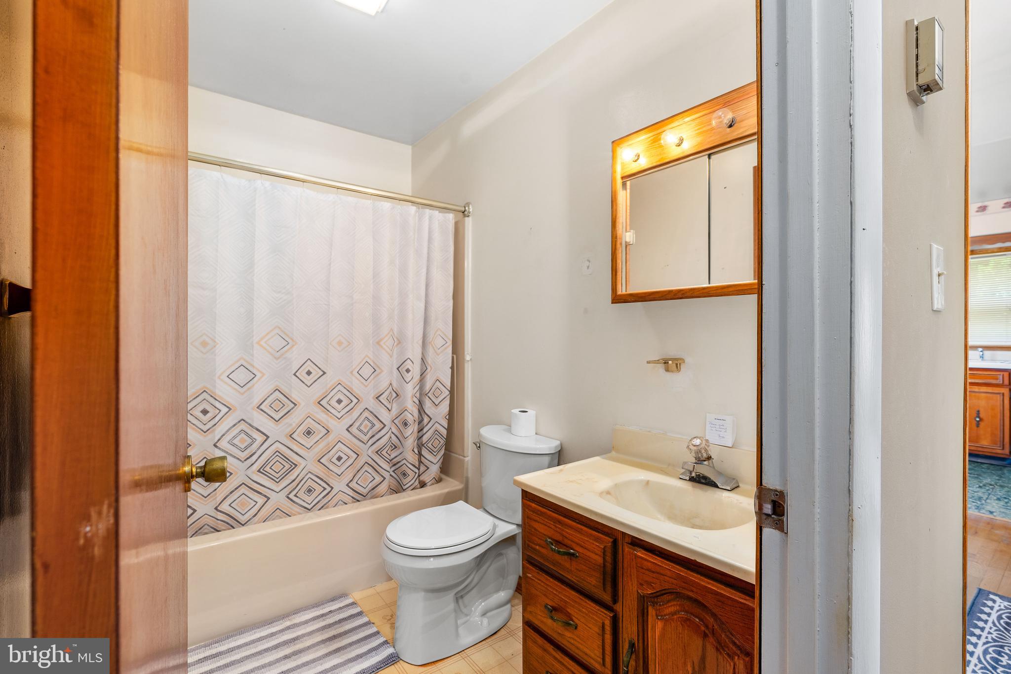 WOODLYN HEIGHTS - Residential