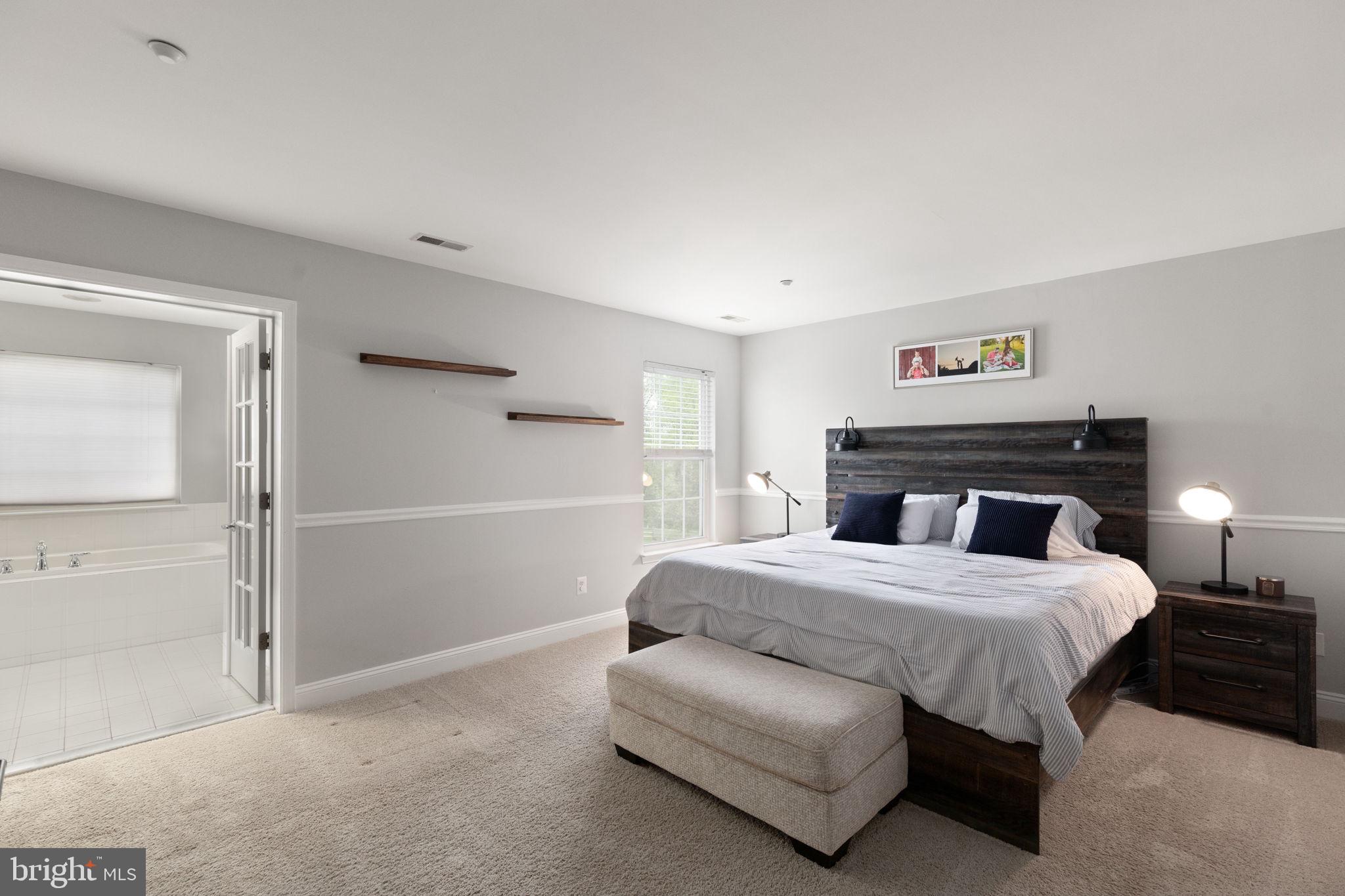 EMERALD HILLS - Residential