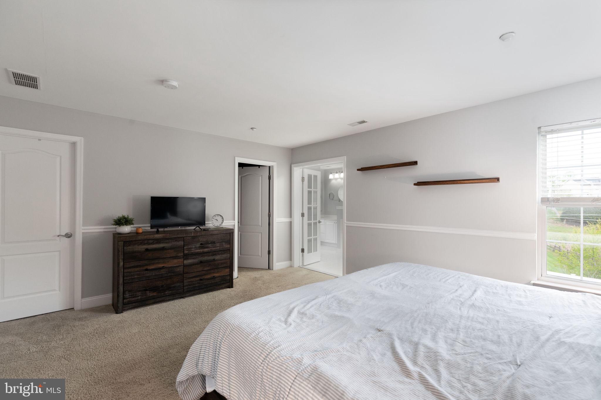 EMERALD HILLS - Residential