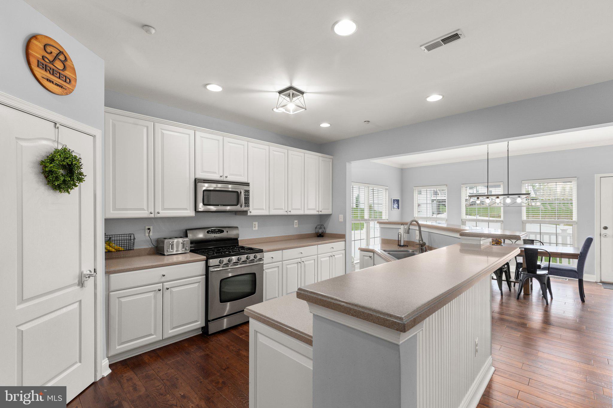 EMERALD HILLS - Residential