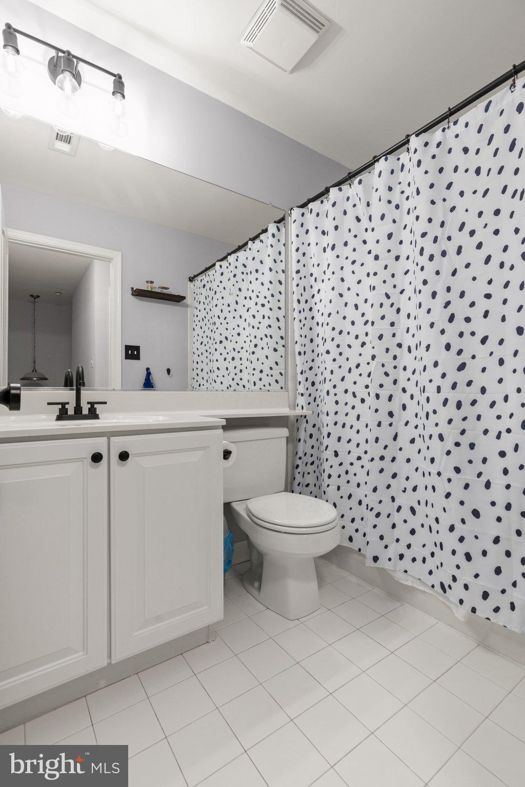 EMERALD HILLS - Residential