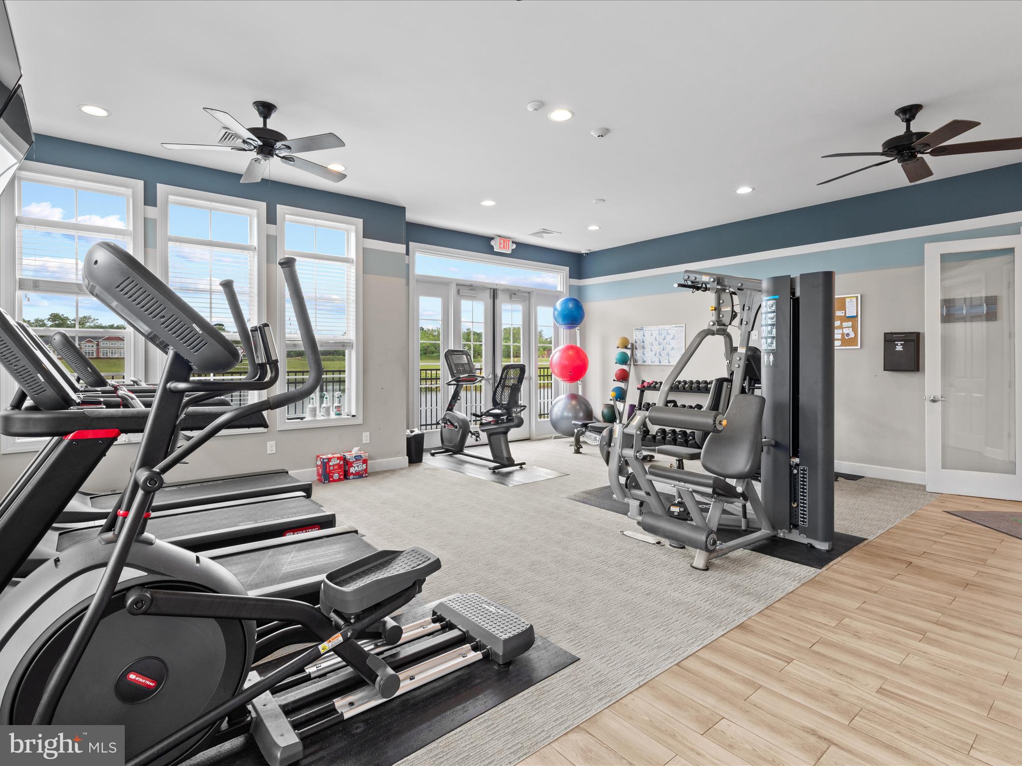 VINEYARDS AT NASSAU VALLEY - Residential