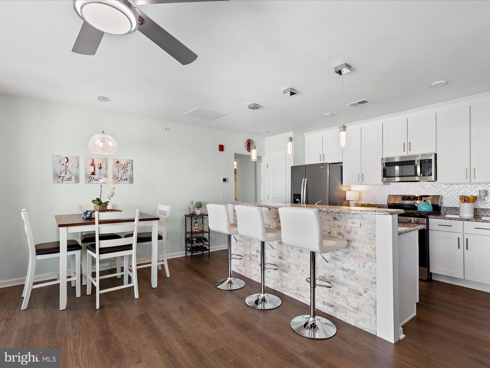 VINEYARDS AT NASSAU VALLEY - Residential