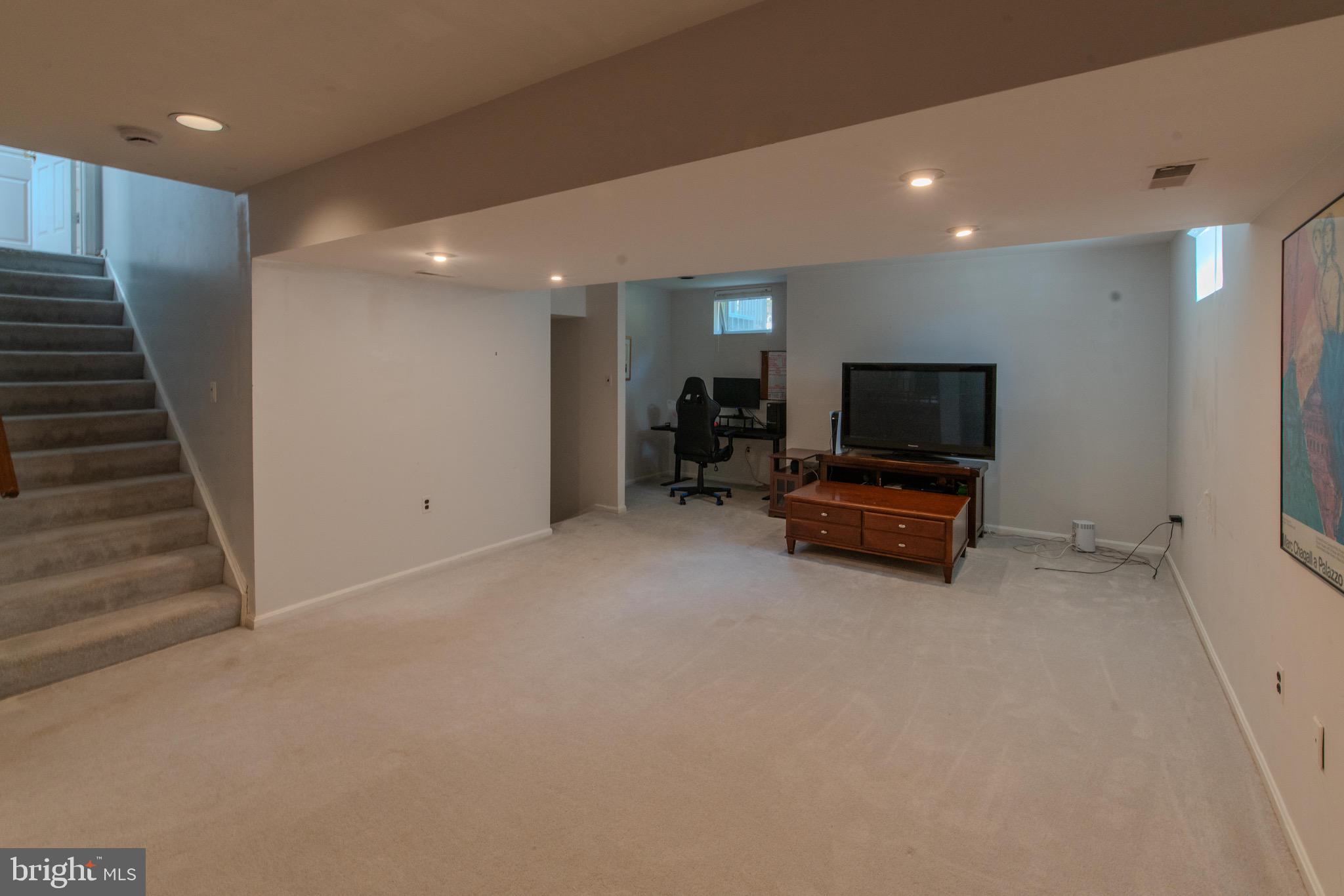 TIMBERLAWN - Residential