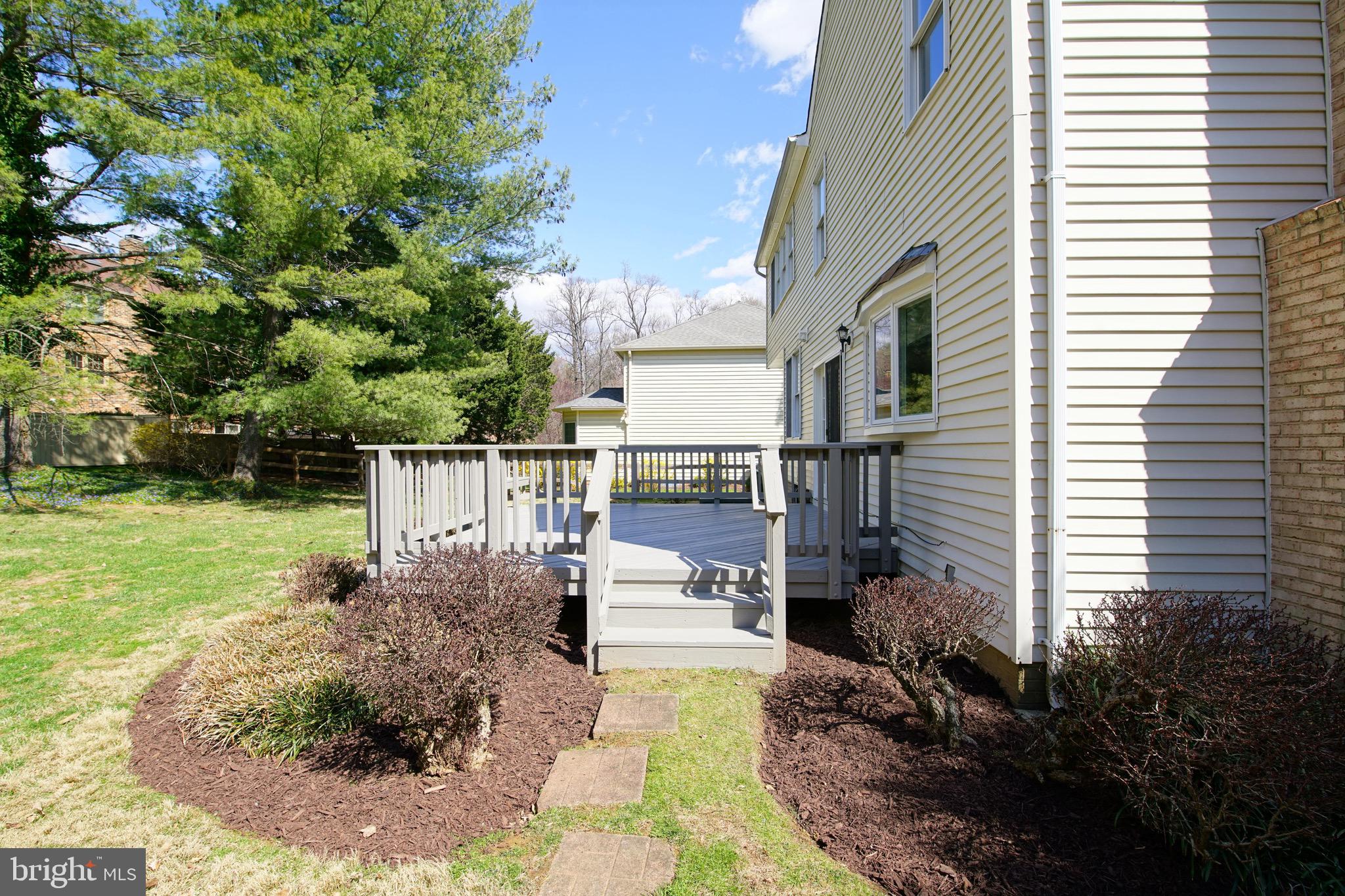 TIMBERLAWN - Residential