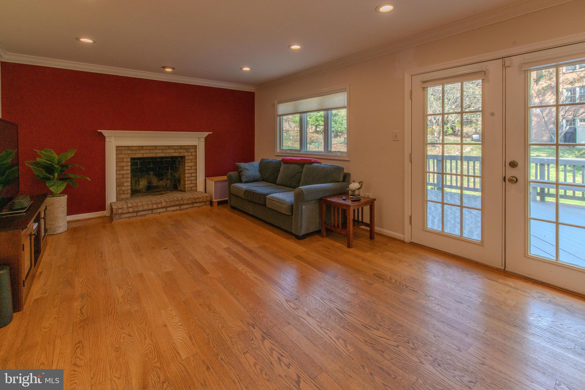 TIMBERLAWN - Residential