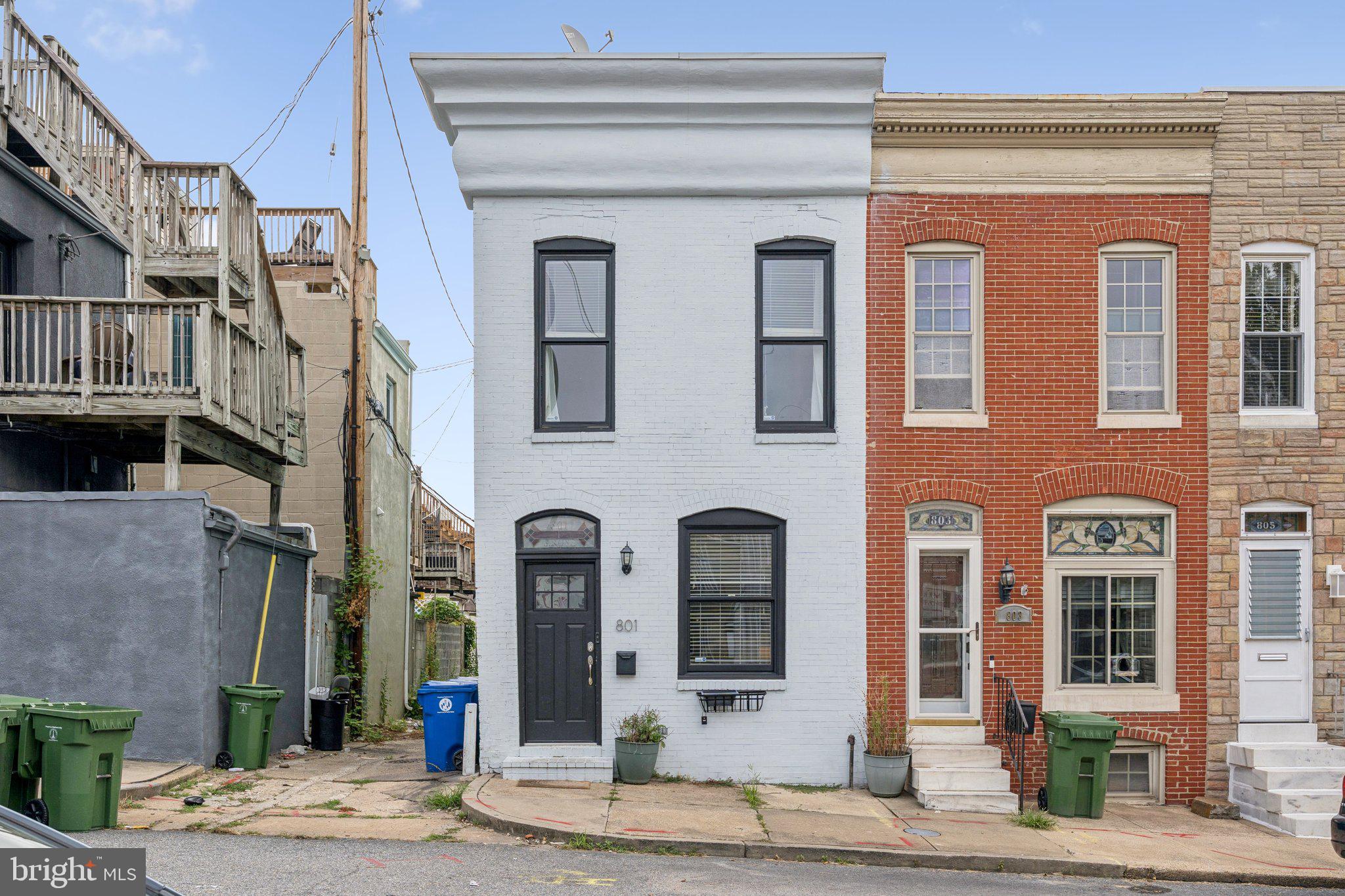 801 S ROSE STREET