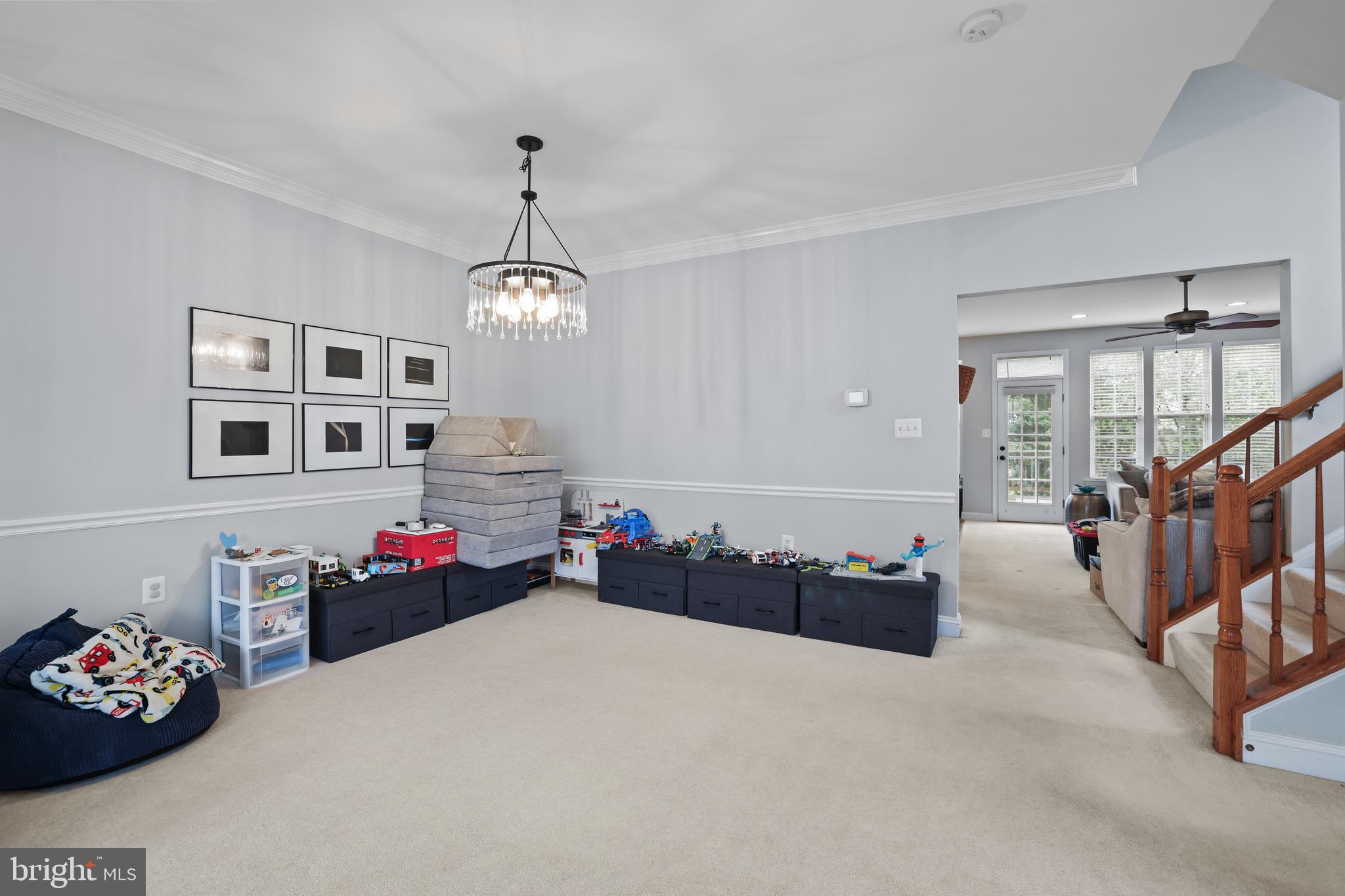 POTOMAC CROSSING - Residential