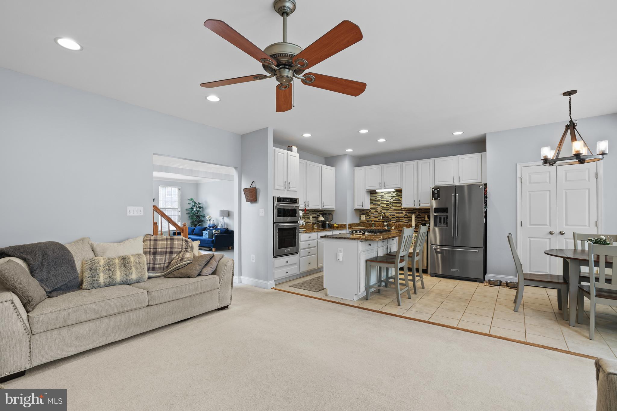 POTOMAC CROSSING - Residential