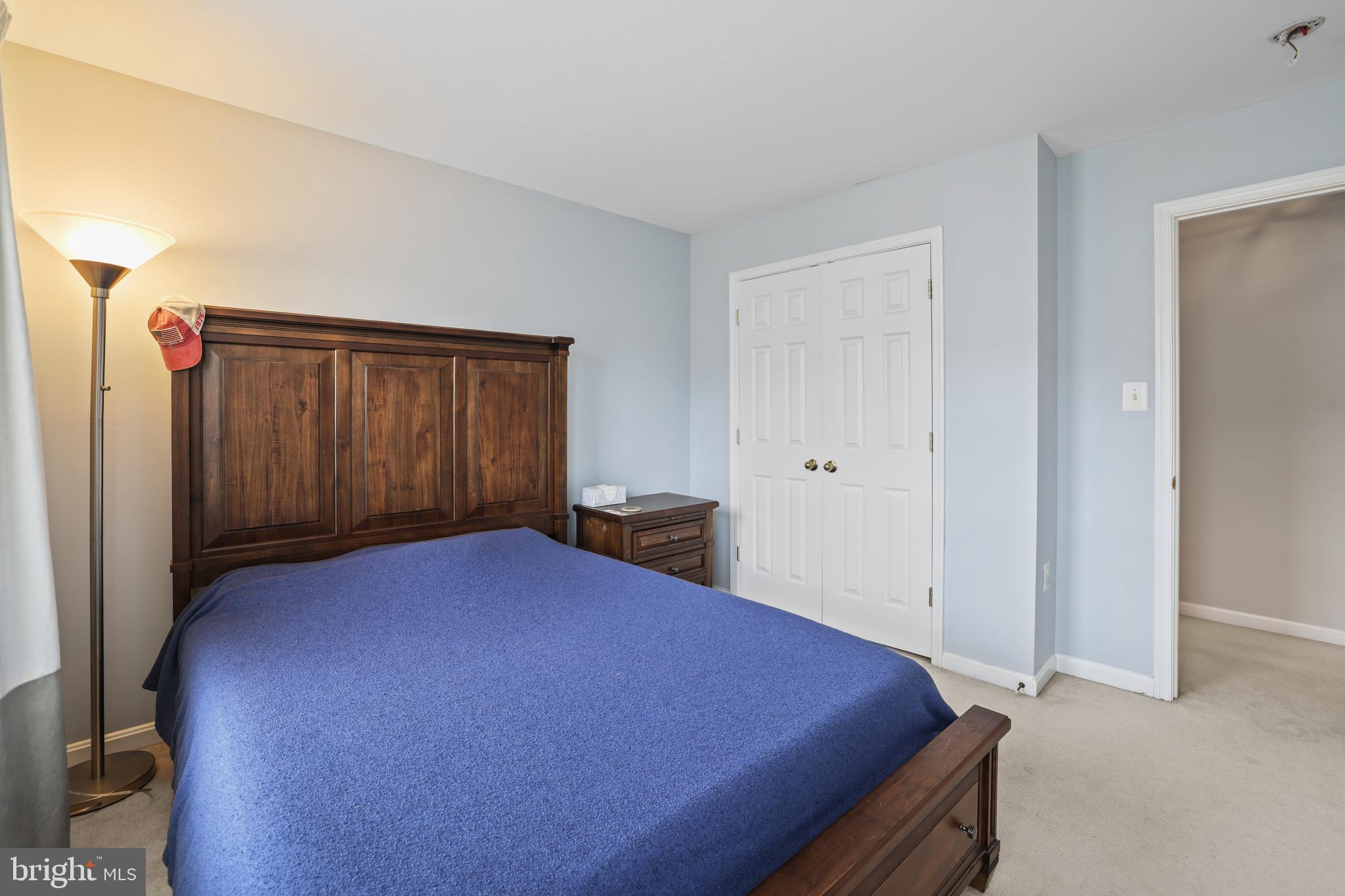 POTOMAC CROSSING - Residential